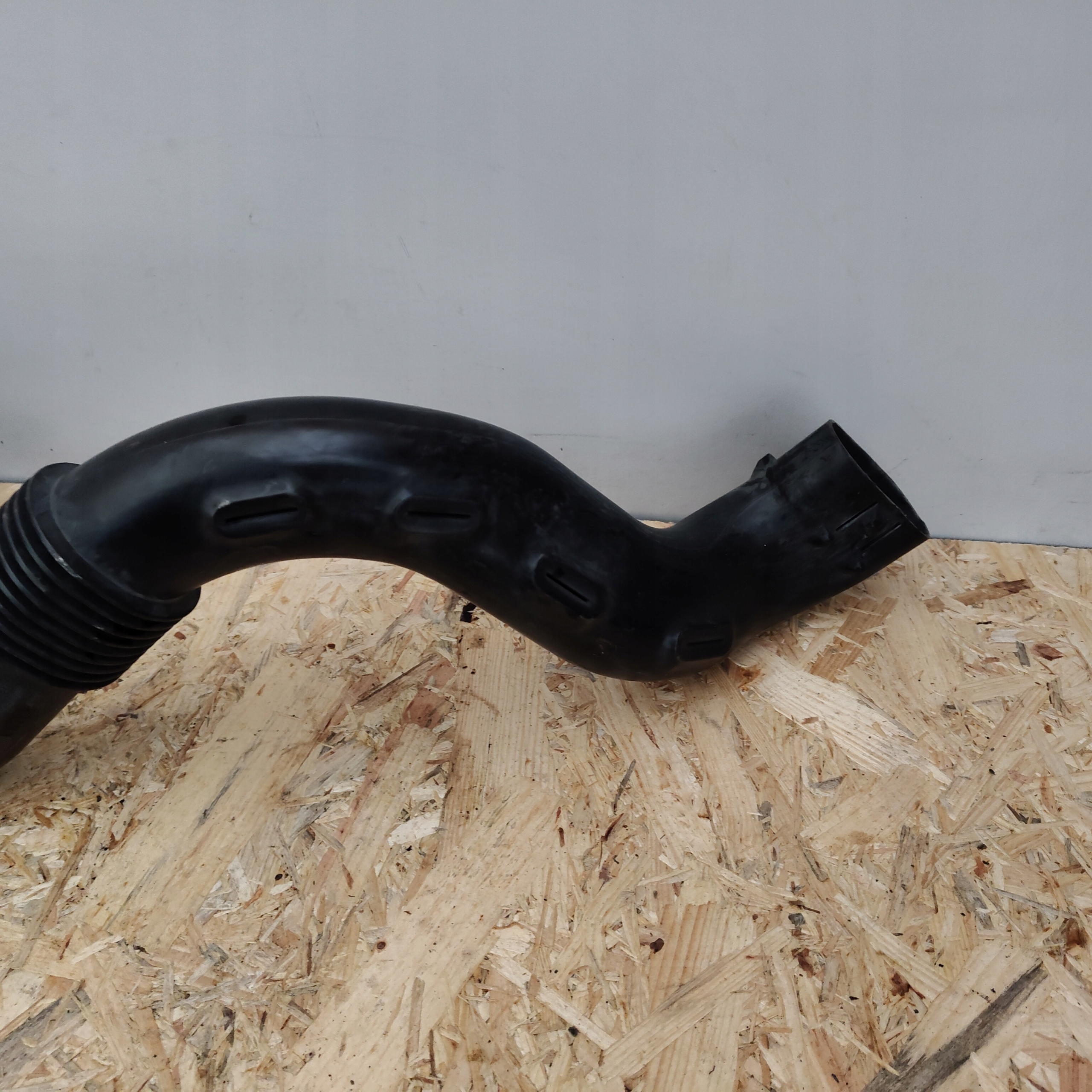 rohr luft DOLOT RENAULT DACIA 165556691R