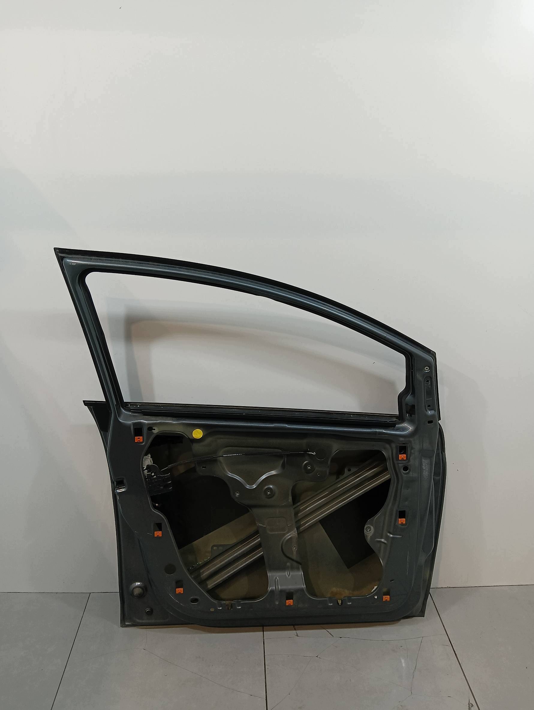 door left front XL LX7R Seat Altea and (2004- )