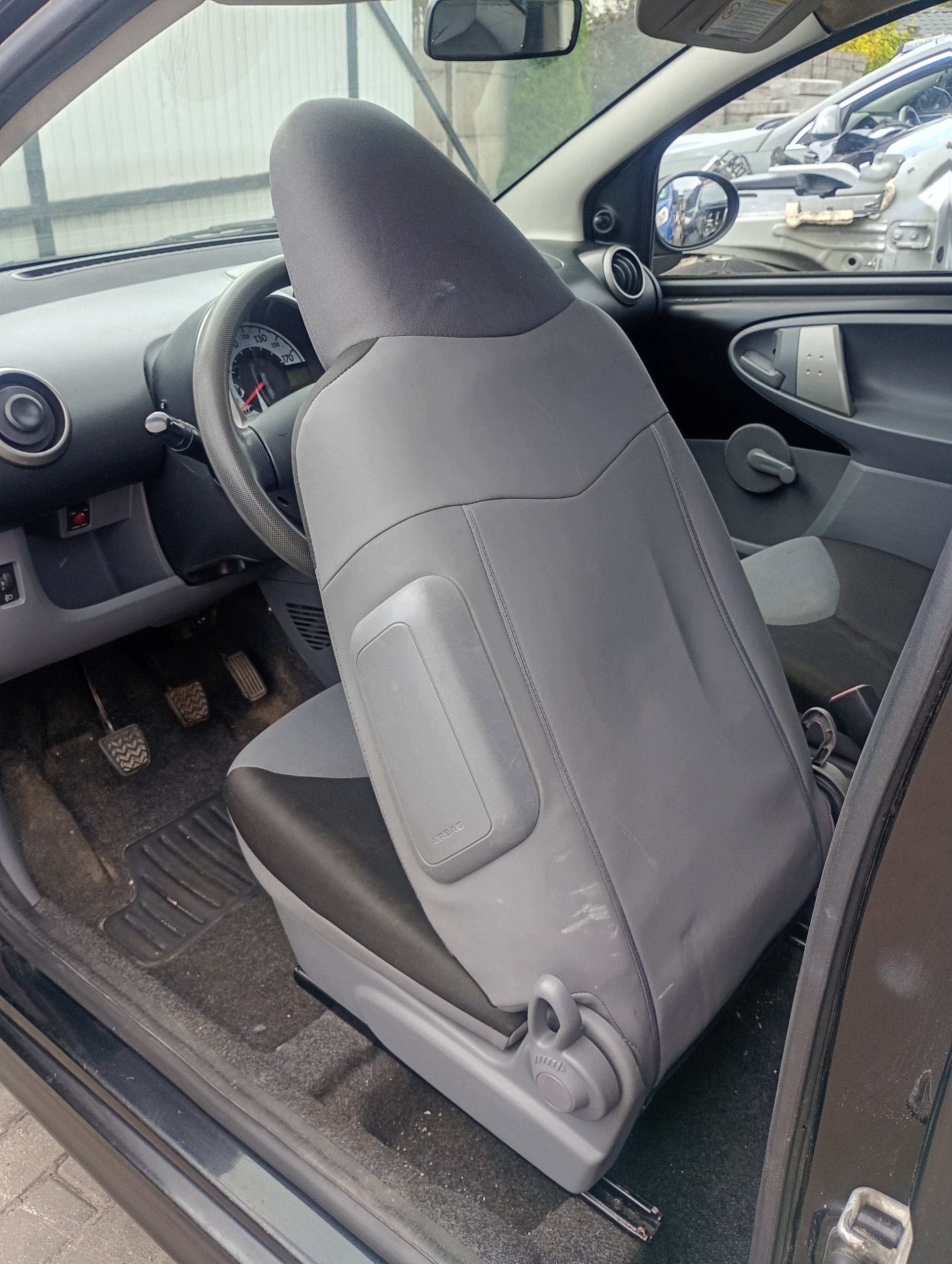 seat left driver´s Peugeot 107 FL 08-14