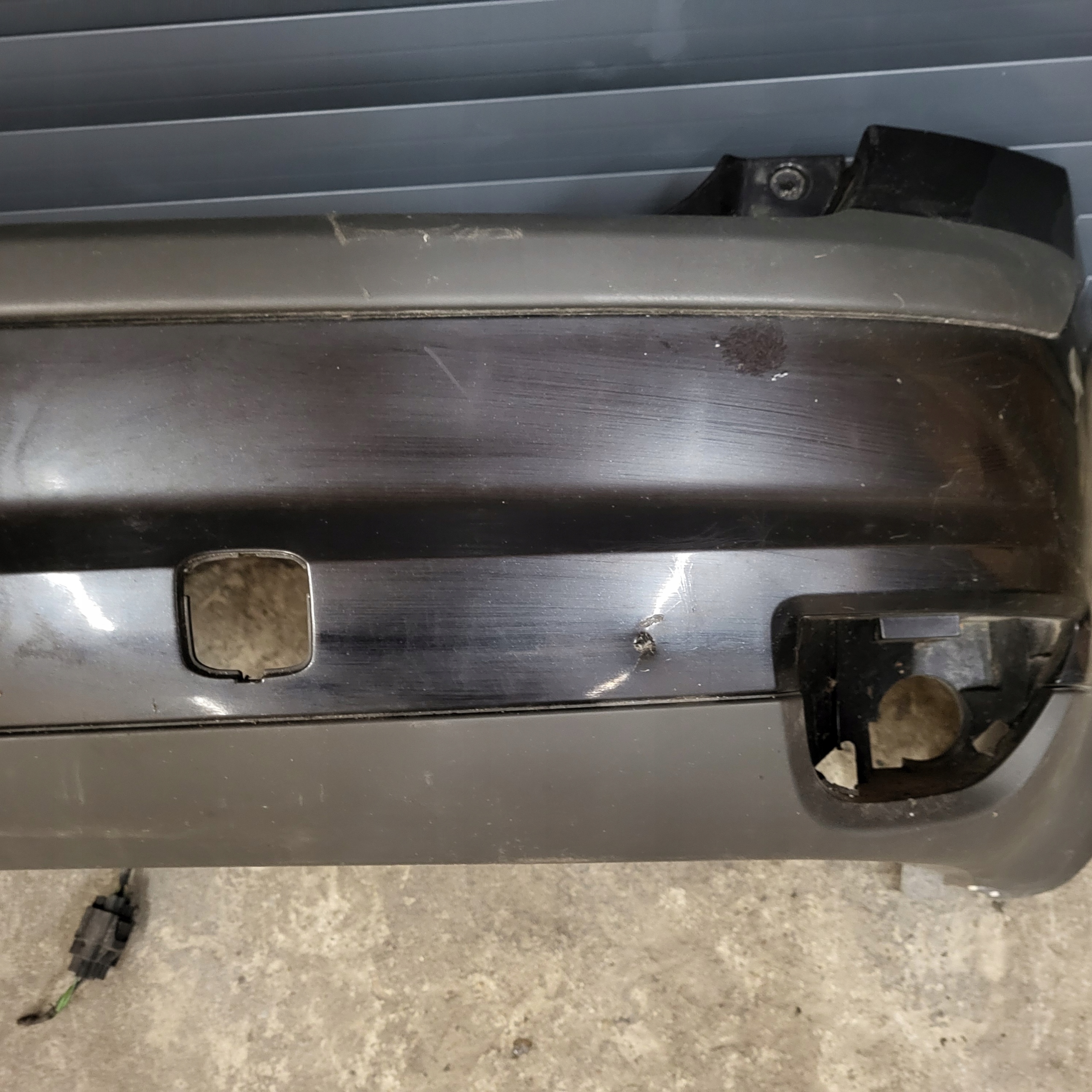 FORD FOCUS MK2 HB 04-07r Stoßstange heck Farbe schwarzer