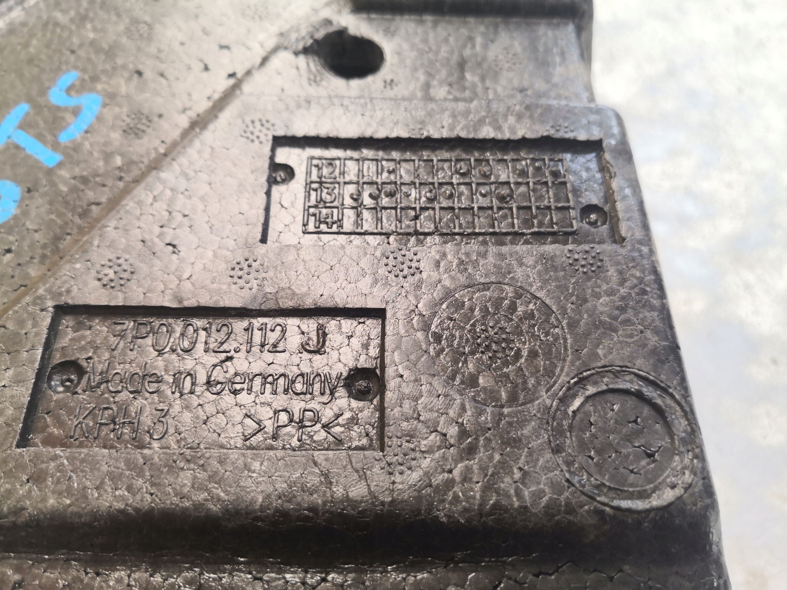 Blende Abdeckung Polystyren PORSCHE CAYENNE GTS 7P0012112J