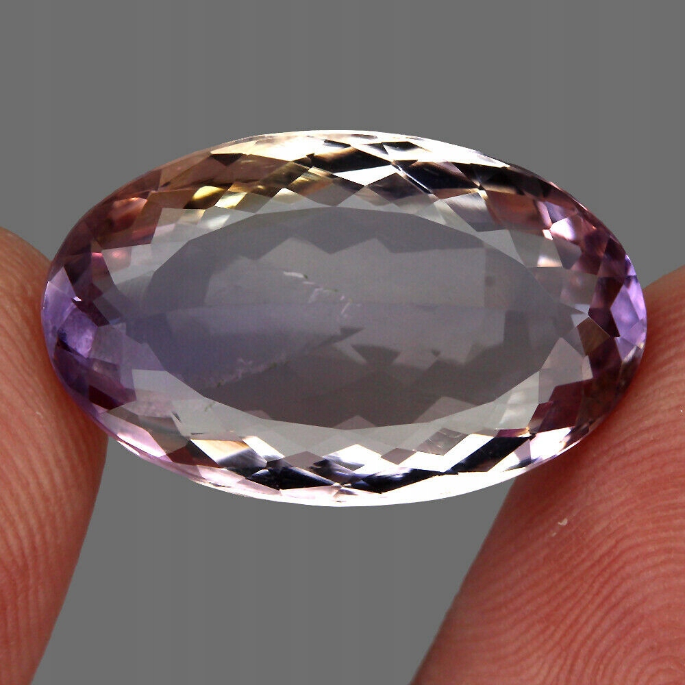 Přírodní kámen ametrin 19.46ct Vvs dvoubarevný