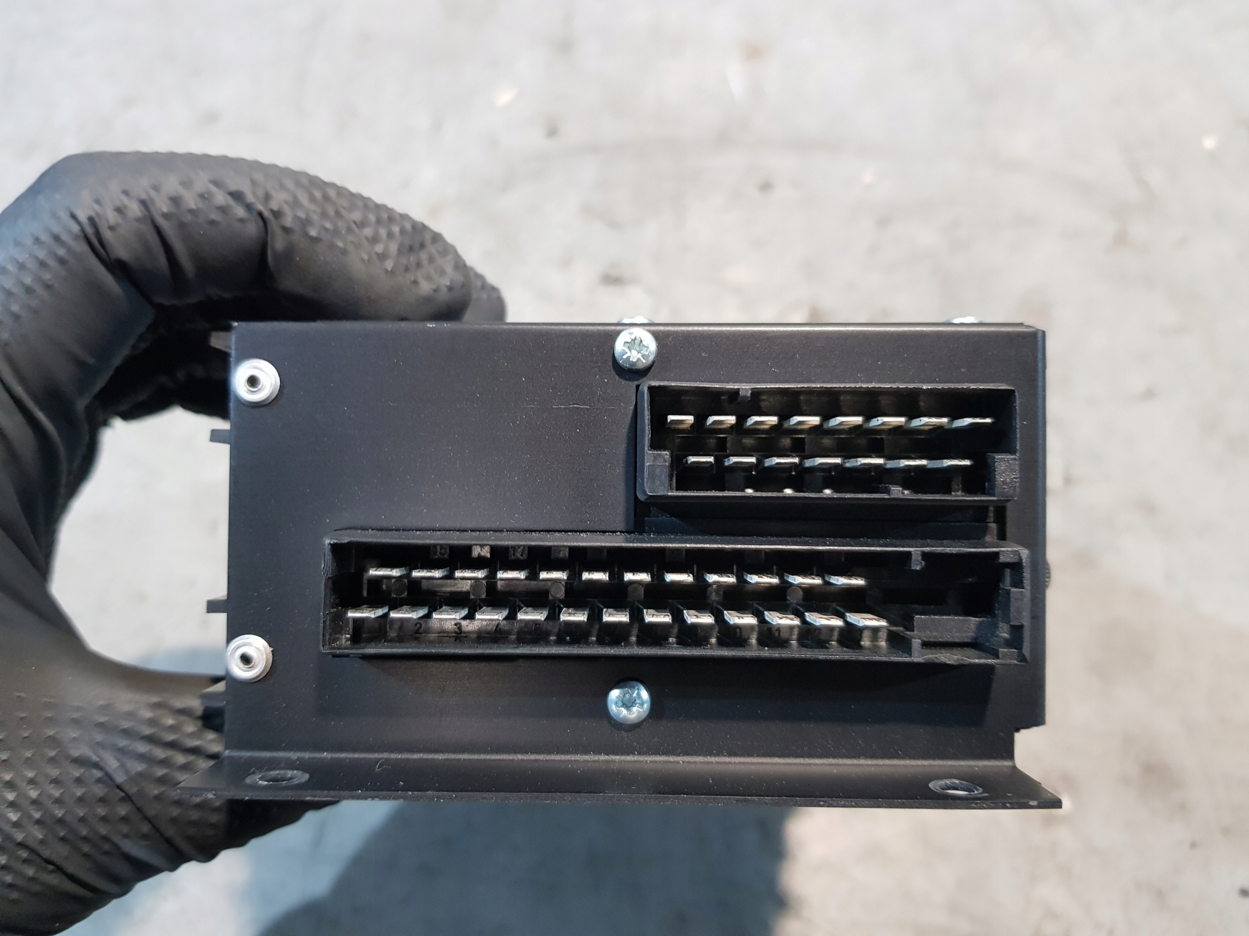 amplifier AUDIO SCANIA TH940F 489880