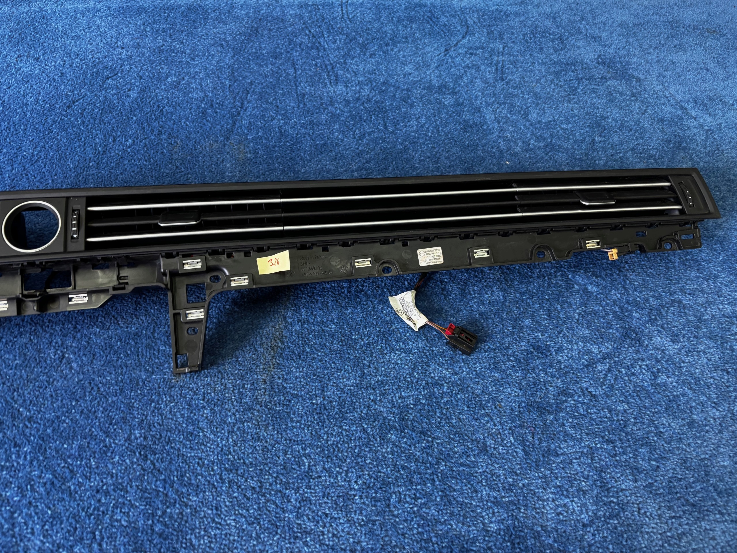 VW PASSAT B8 grid air conditioning devices central CENTRALNA PANEL 3G1858416F