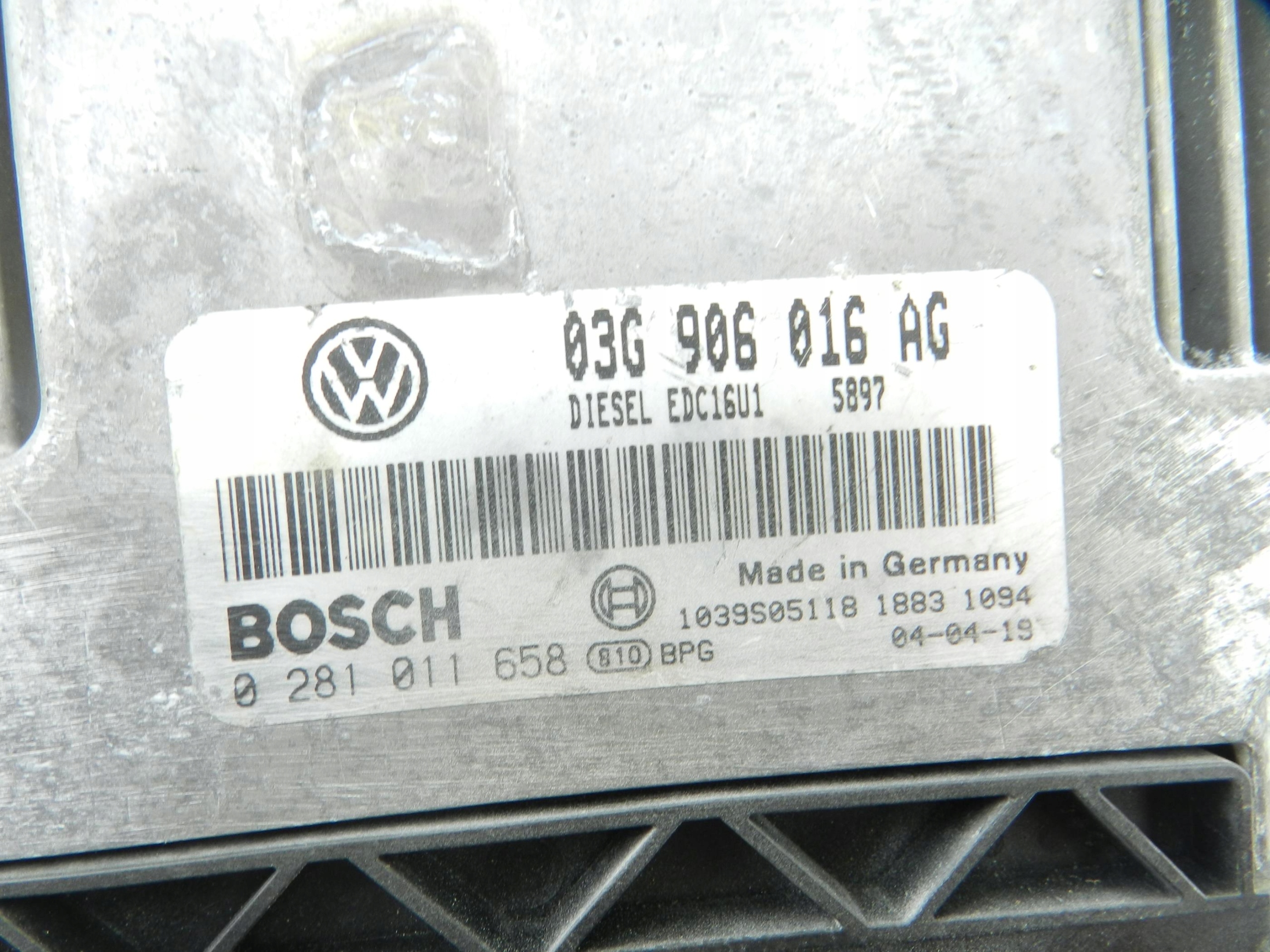 control unit computer of the engine SKODA OCTAVIA II 1.9 TDI 03G906016AG