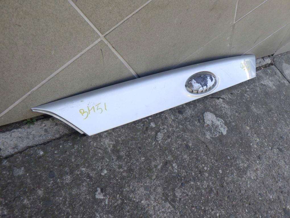 FORD FOCUS MK3 III HB 10- cap bonnet moulding