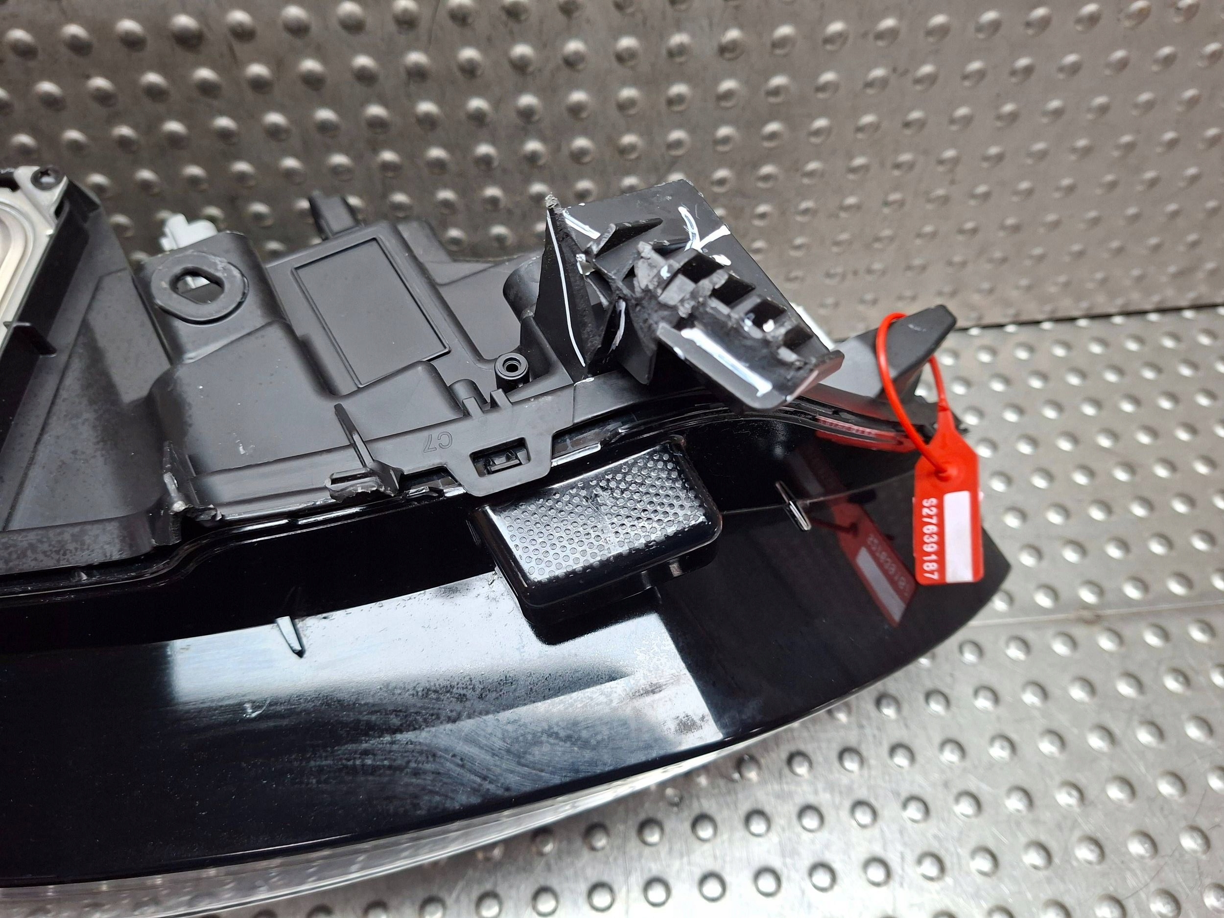 light front left FULL LED 260607971R RENAULT KOLEOS II LIFT 2019