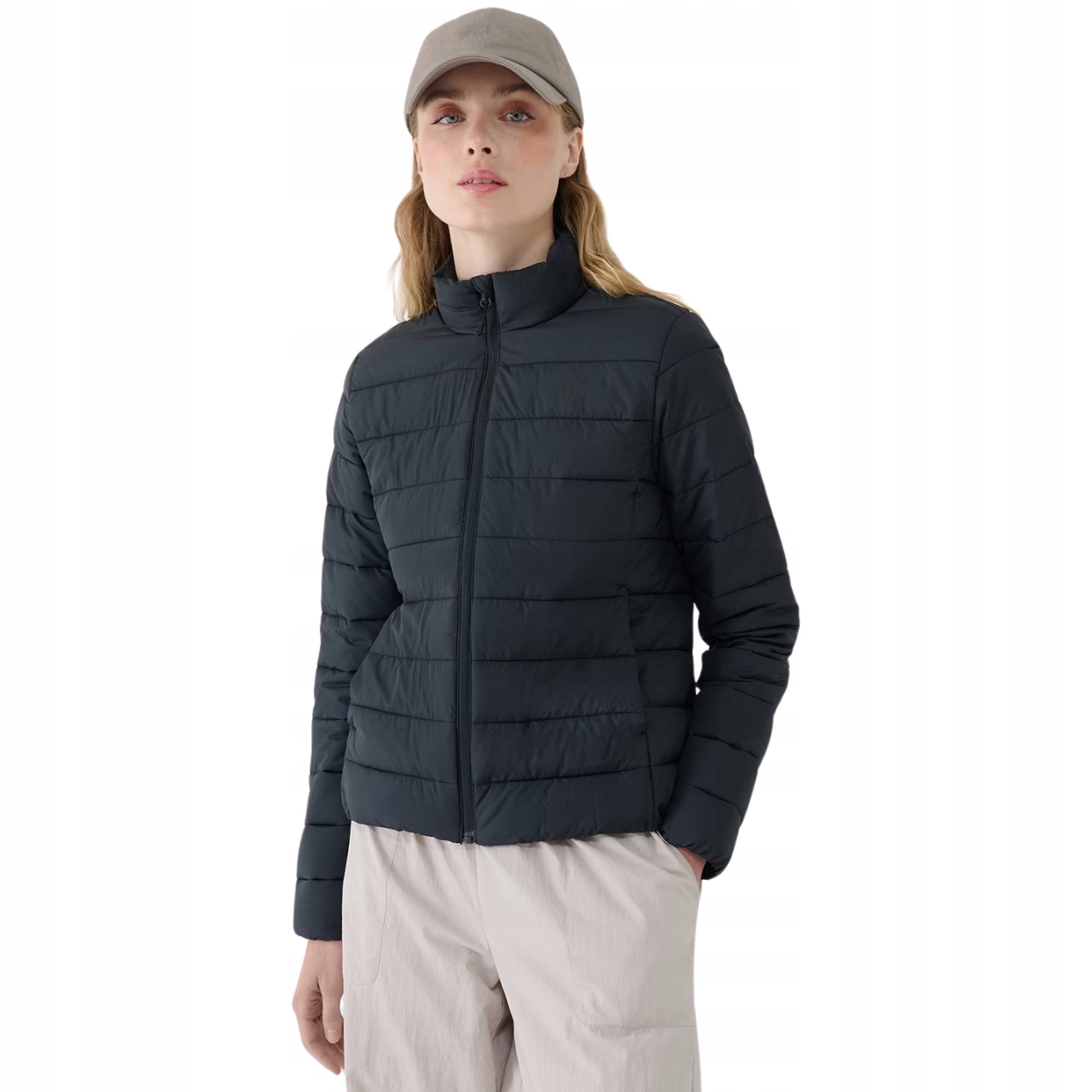 Dámská péřová bunda 4F F533 hluboká černá vel. M