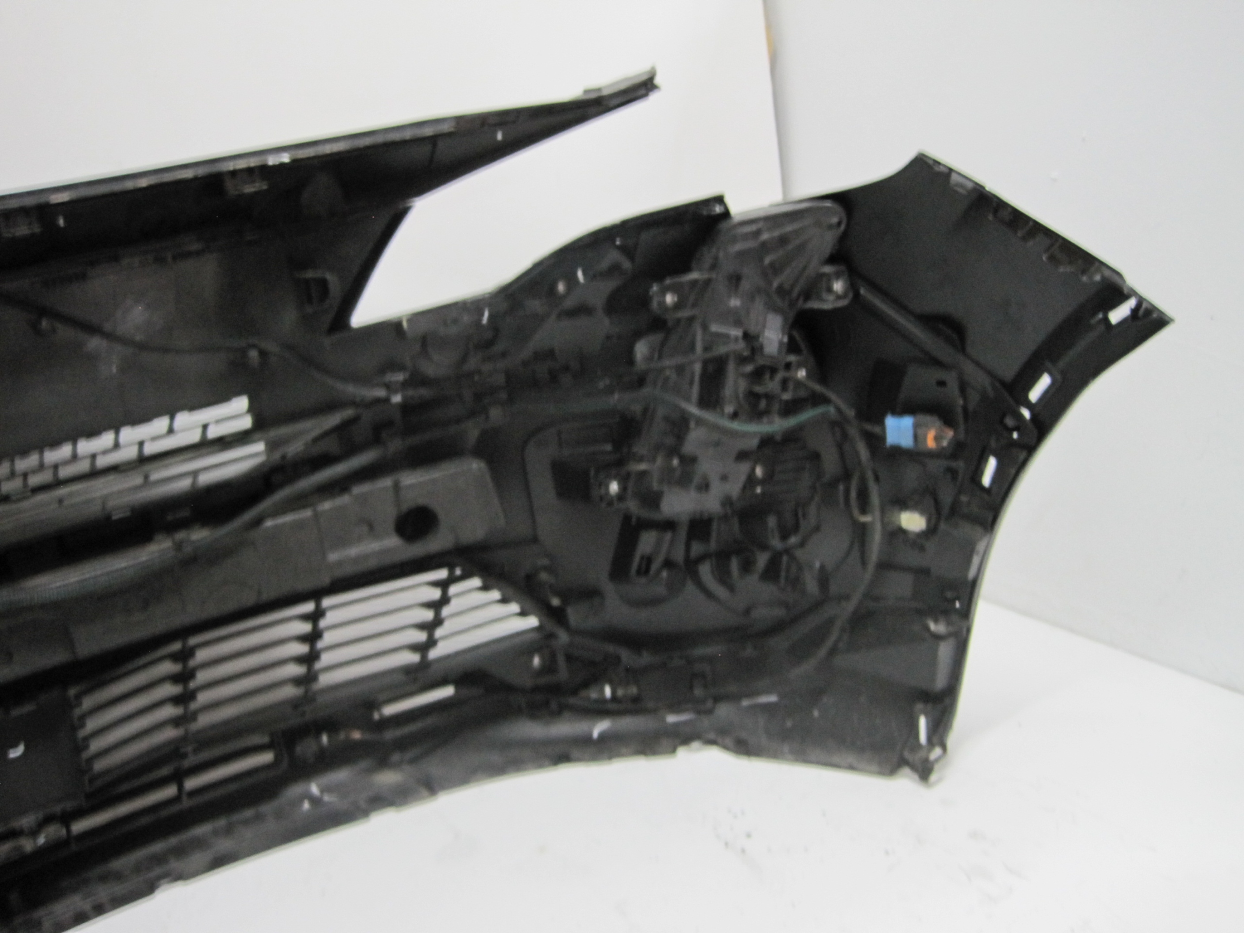 bumper front PEUGEOT 5008 GT 6 PDC 23R BLACK front