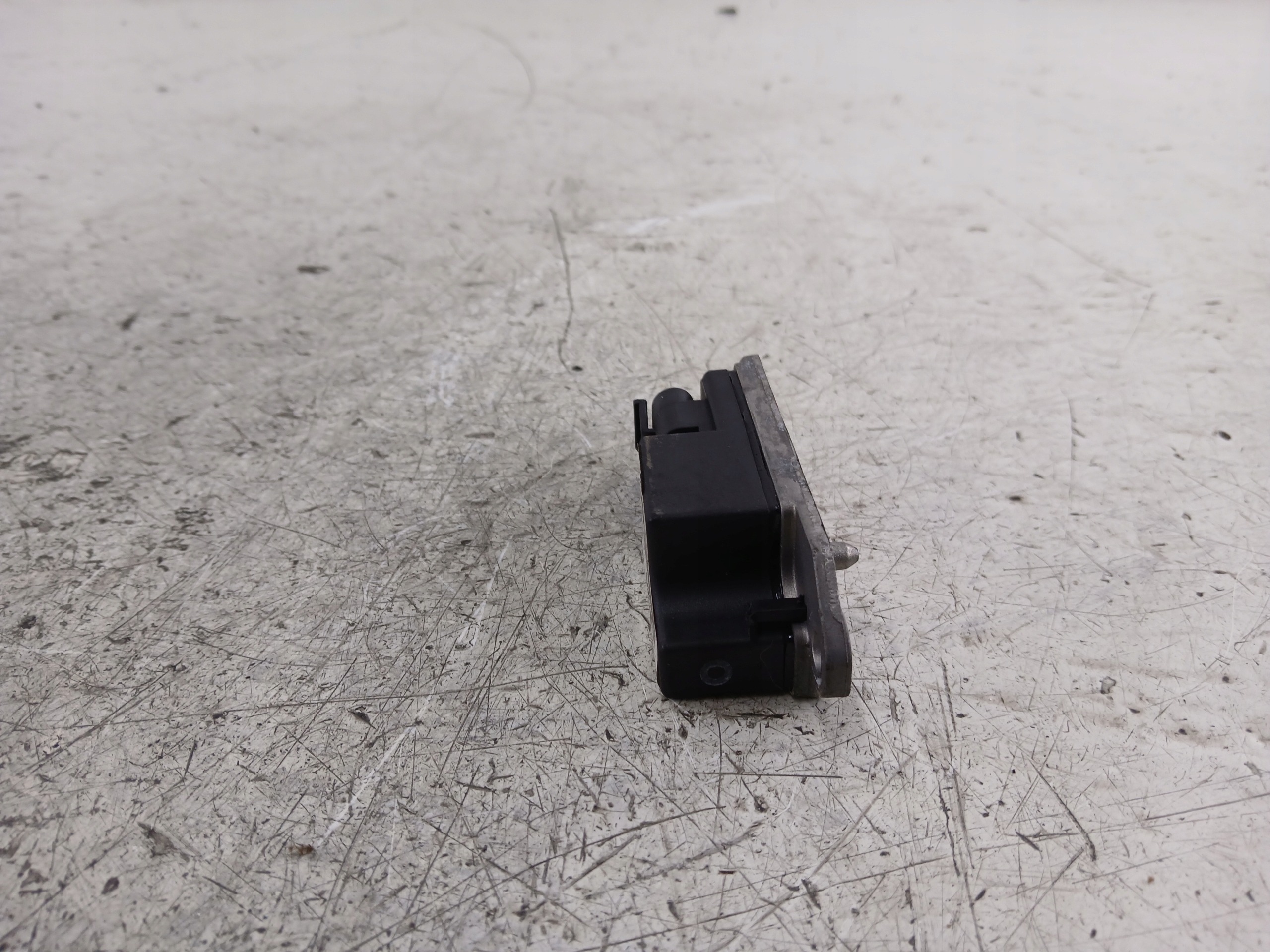 BMW E39 E38 Sensore impatto 8375643