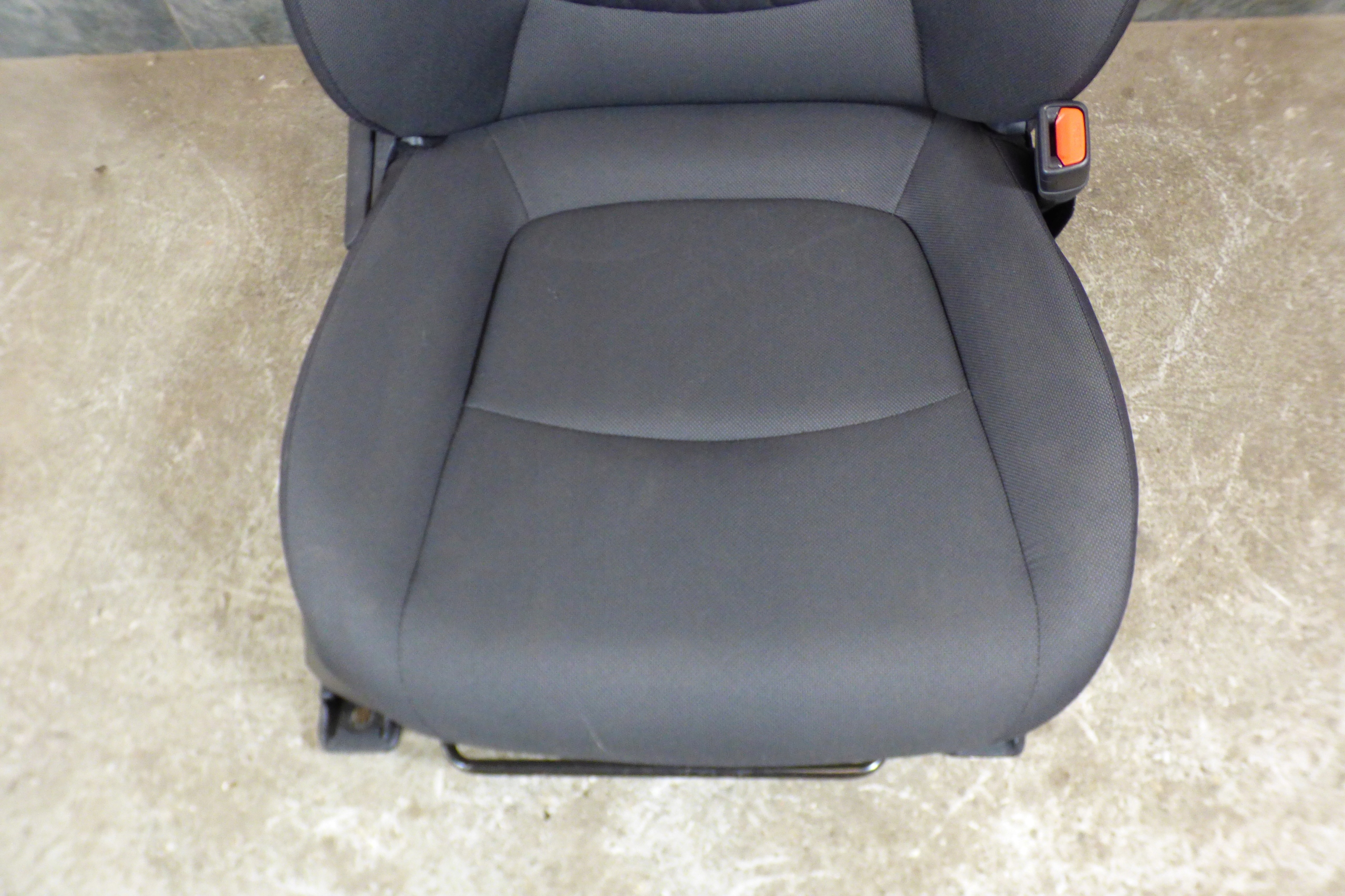 Siège Droite Passegers st.BDB Comme Neuf TOYOTA COROLLA XII E21
