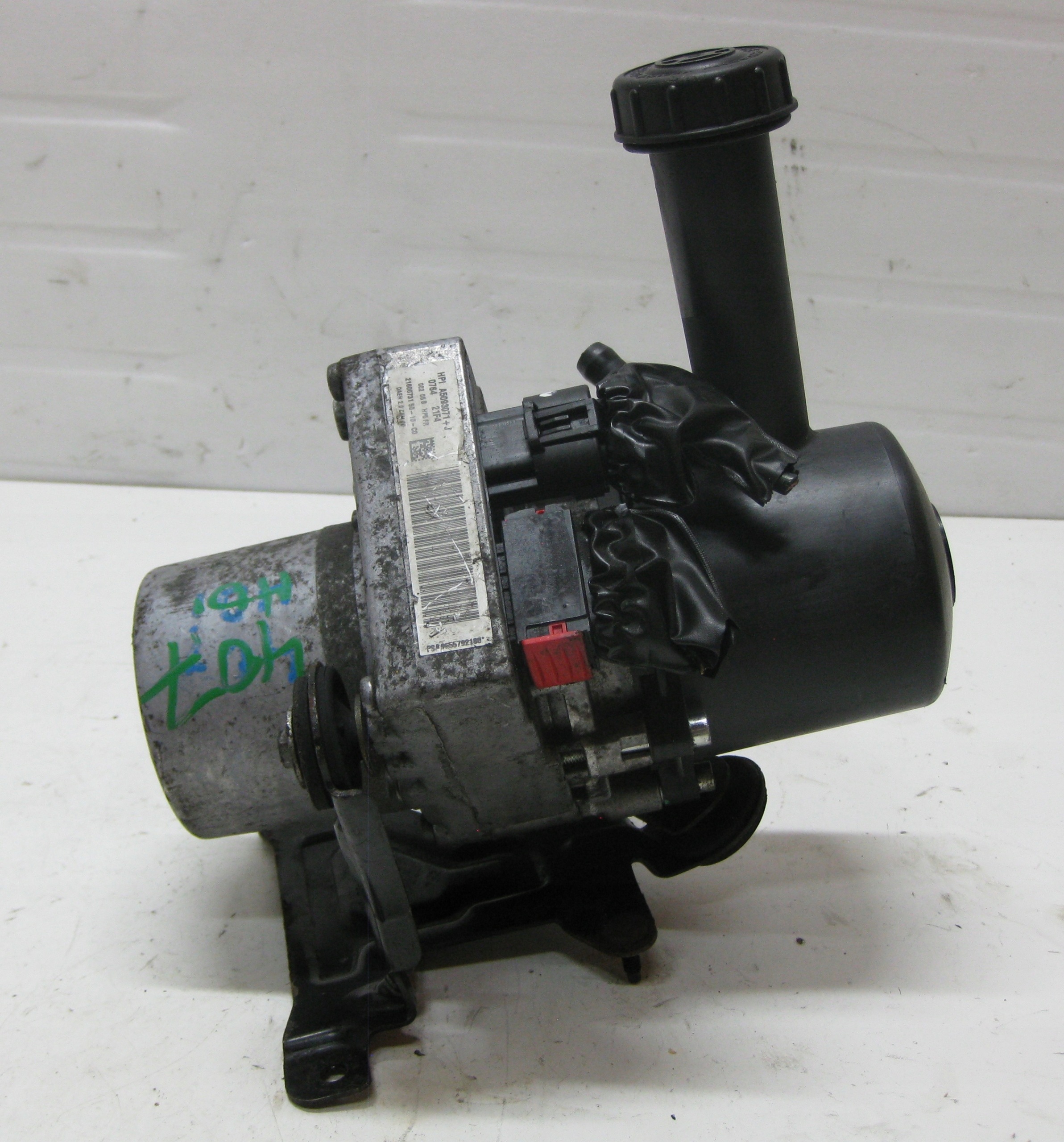 PEUGOT 407 2.7 HDI Pompa servosterzo A5093071+J