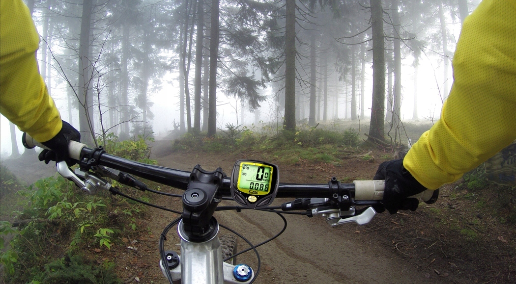 LICZNIK ROWEROWY BEZPRZEWODOWY WODOODPORNY PRĘDKOŚCIOMIERZ KOMPUTER ROWER Kolor dominujący czarny