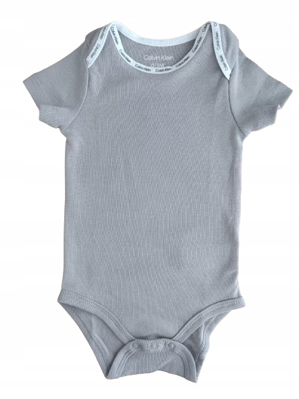 Calvin Klein šedé bodýčko pre bábätko z organickej bavlny 3 - 6 m
