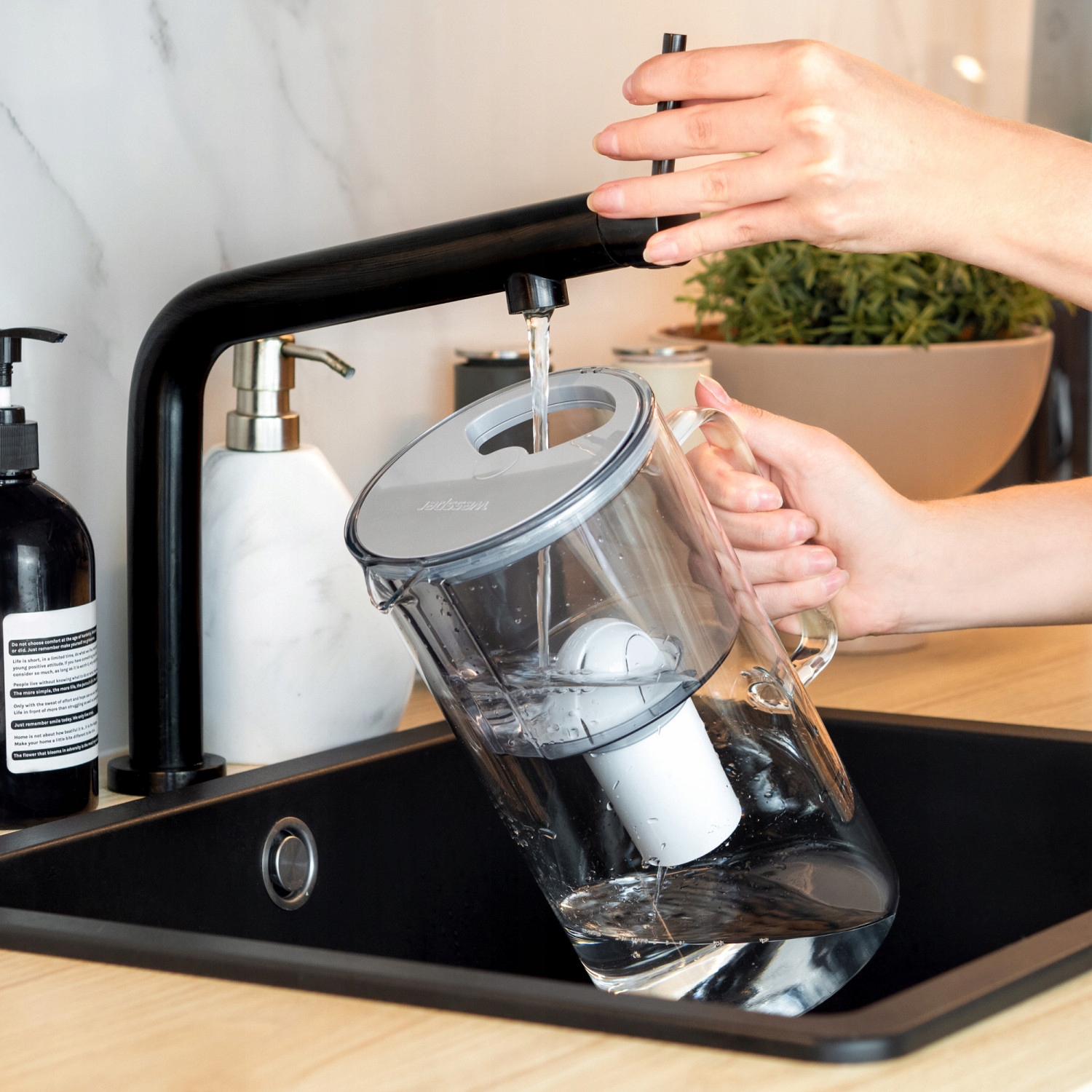 DZBANEK SZKLANY WESSPER D2 BOROSILICATE 3,3l + 1x Filtr Wessper aquaclassic Typ dzbanek filtrujący