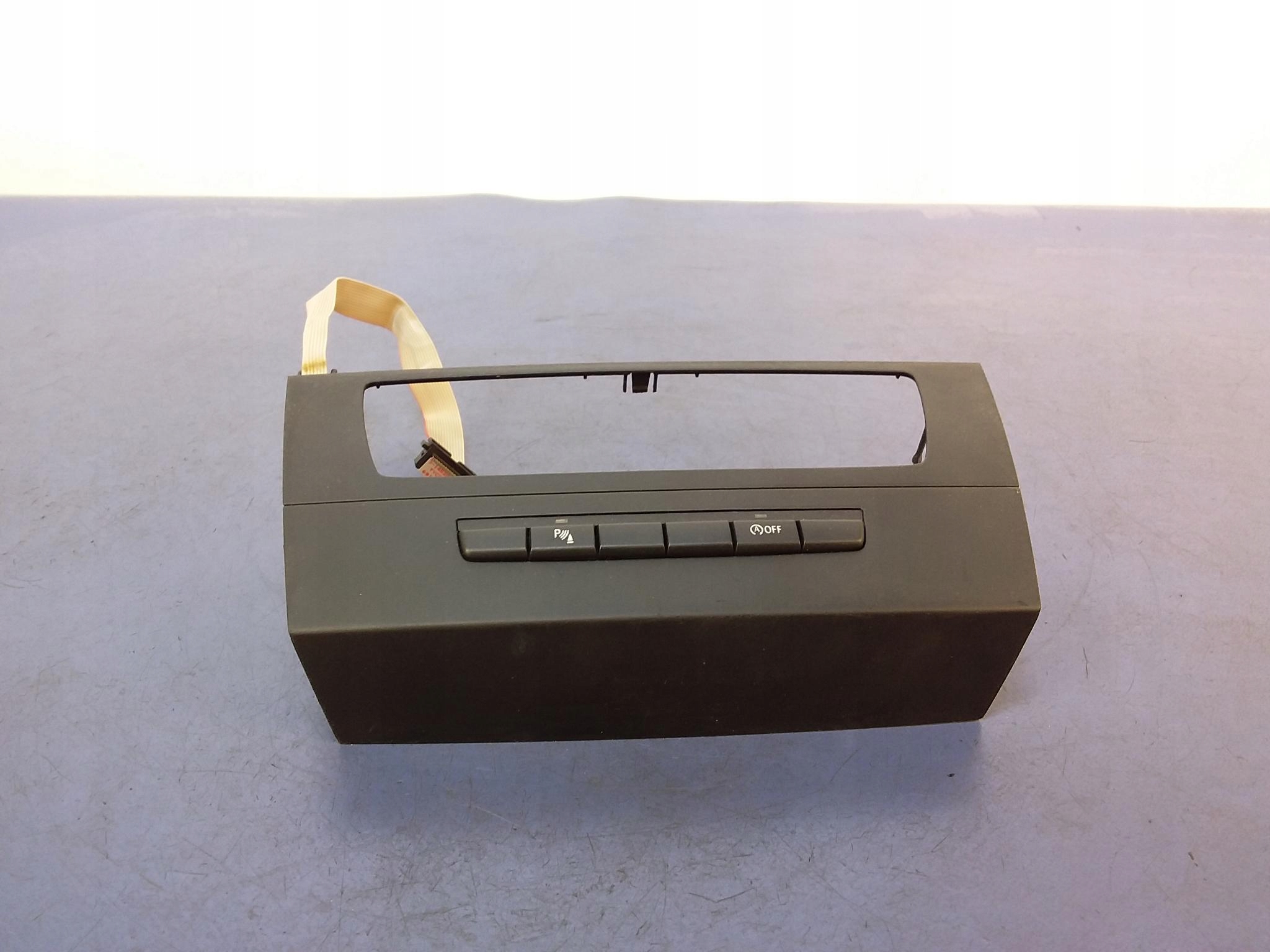 BMW 3 E91 накладка фасції 9120979