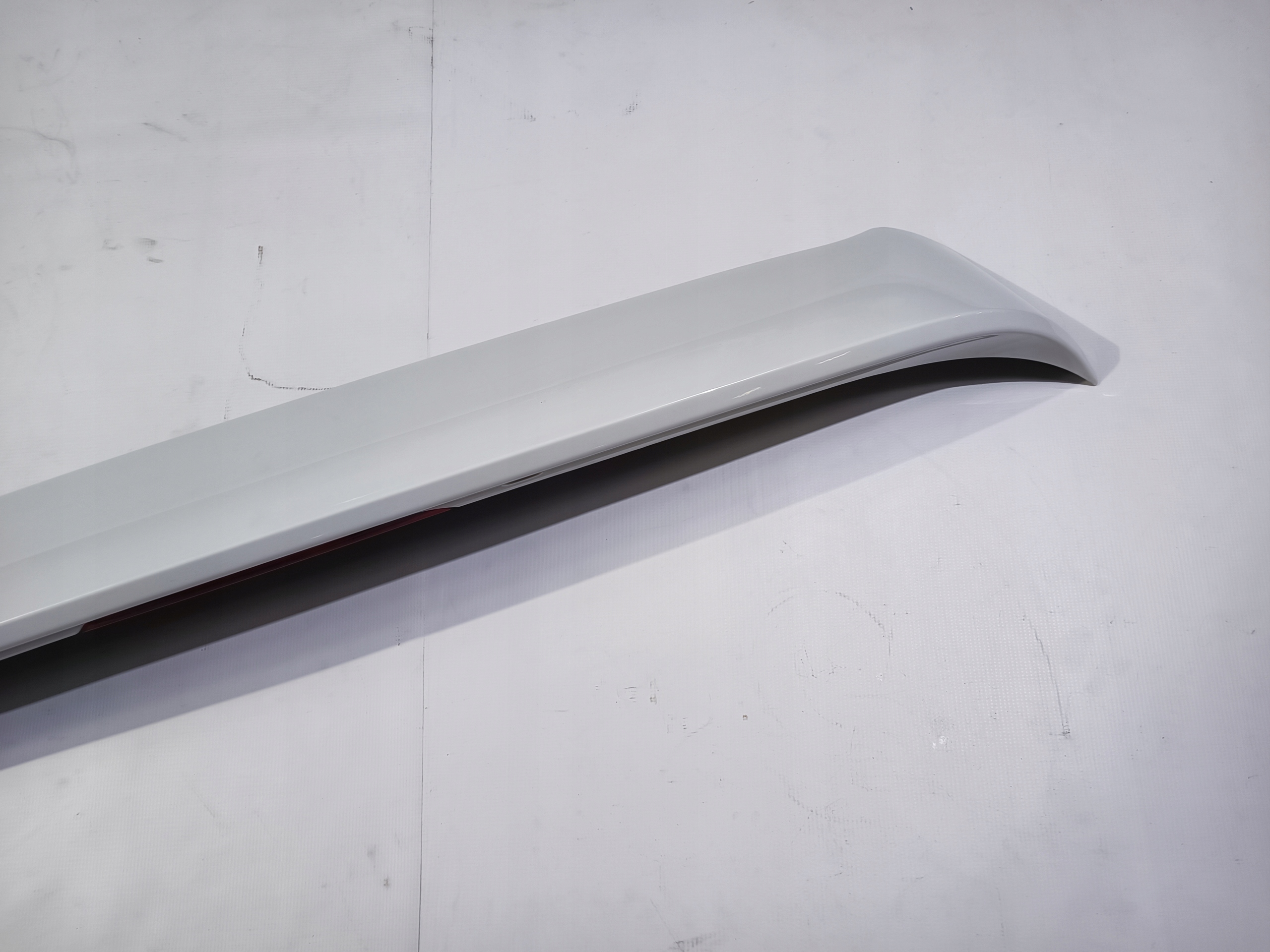 Lotka spoiler bonnet boot stop PW7 Chrysler Pacifica 2017