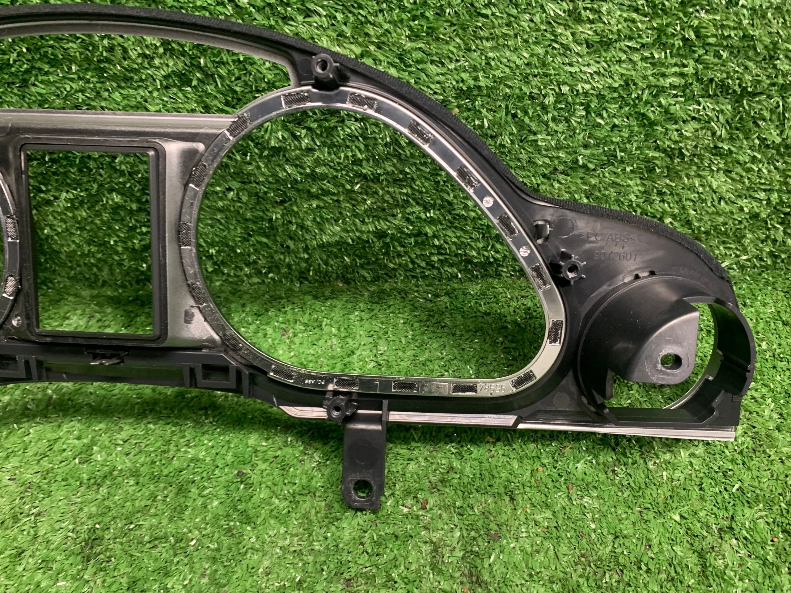 Audi A6 C6 Lift frame, cover dials 4F1857115H