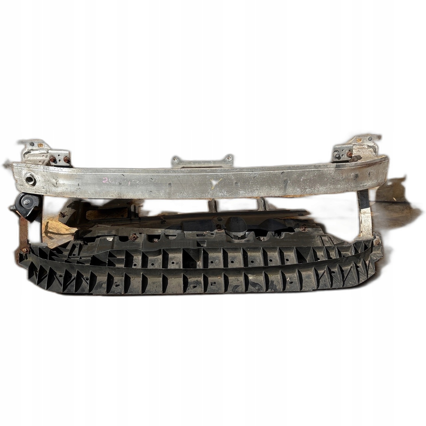 sider bar, wall front Peugeot 208 and