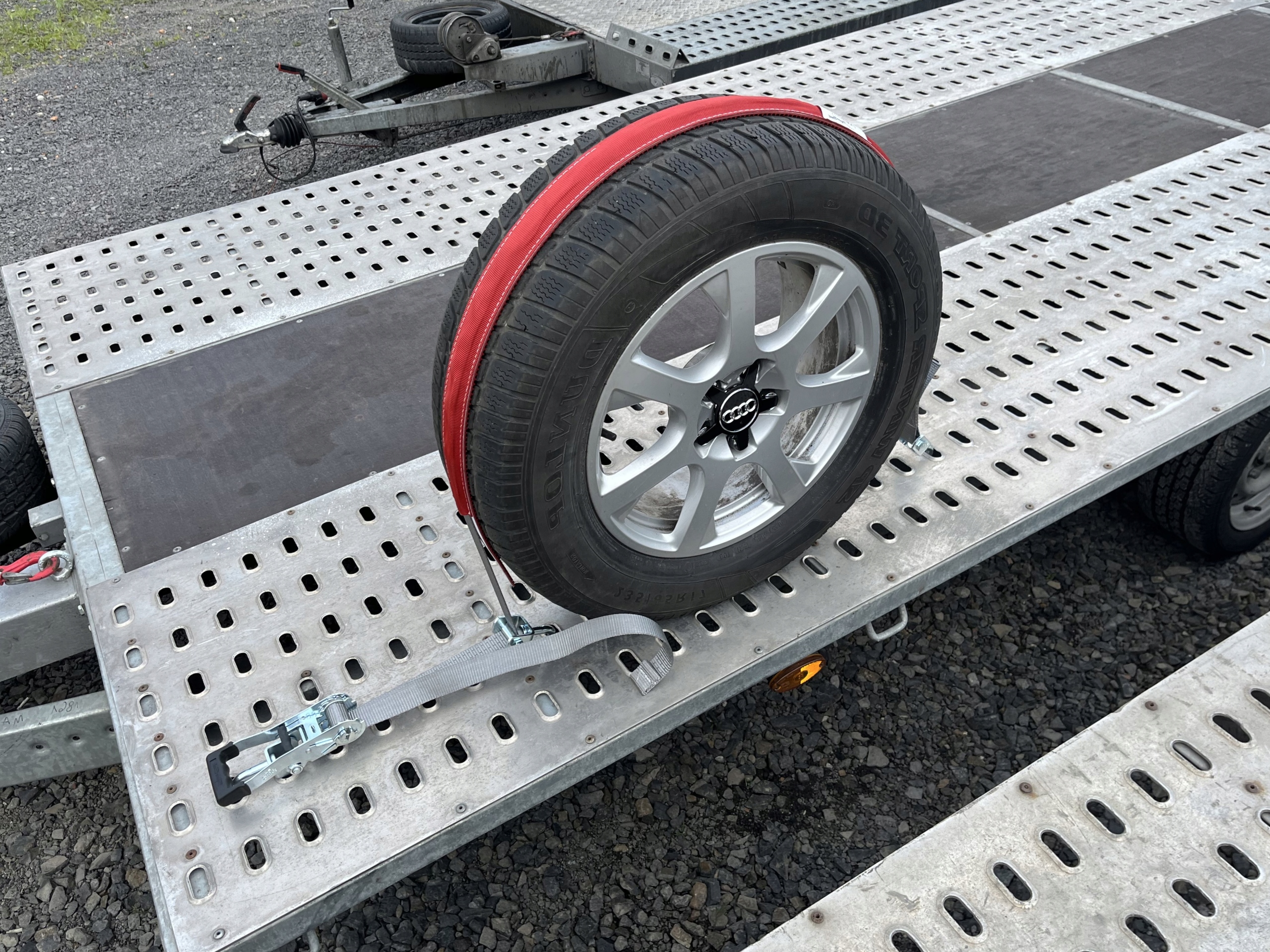 Přepravní pás Lohr 35 mm Kompatibilní VDI 2700 Bi. 8.1 Háčky 130 cm Rukáv Tuv 4%