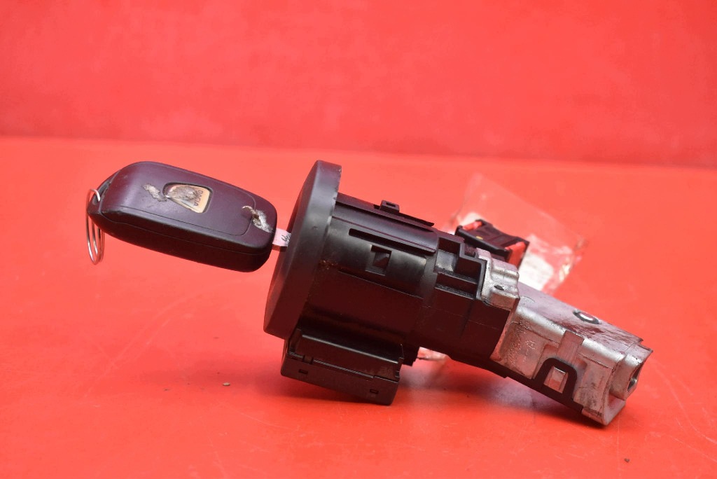 ignition key 487003947R DACIA DOKKER 1.6 SCe 102 KM 12-17