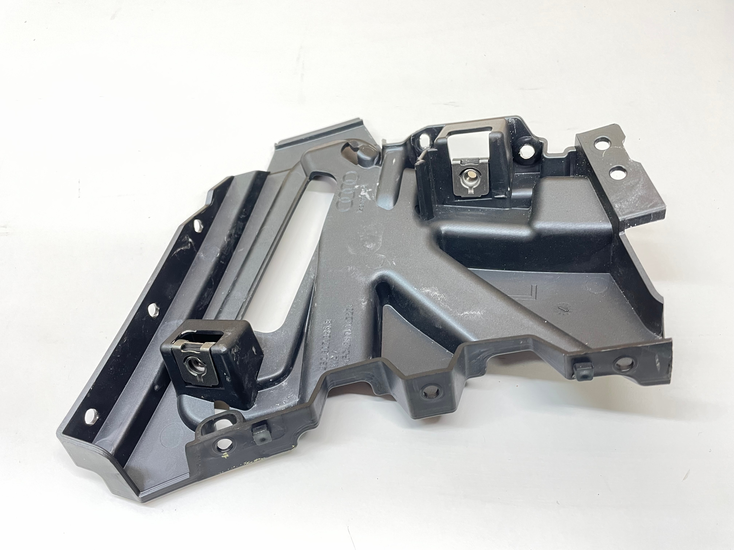 4S0807095B - AUDI R8 4S II скольжение бампера слева спереди
