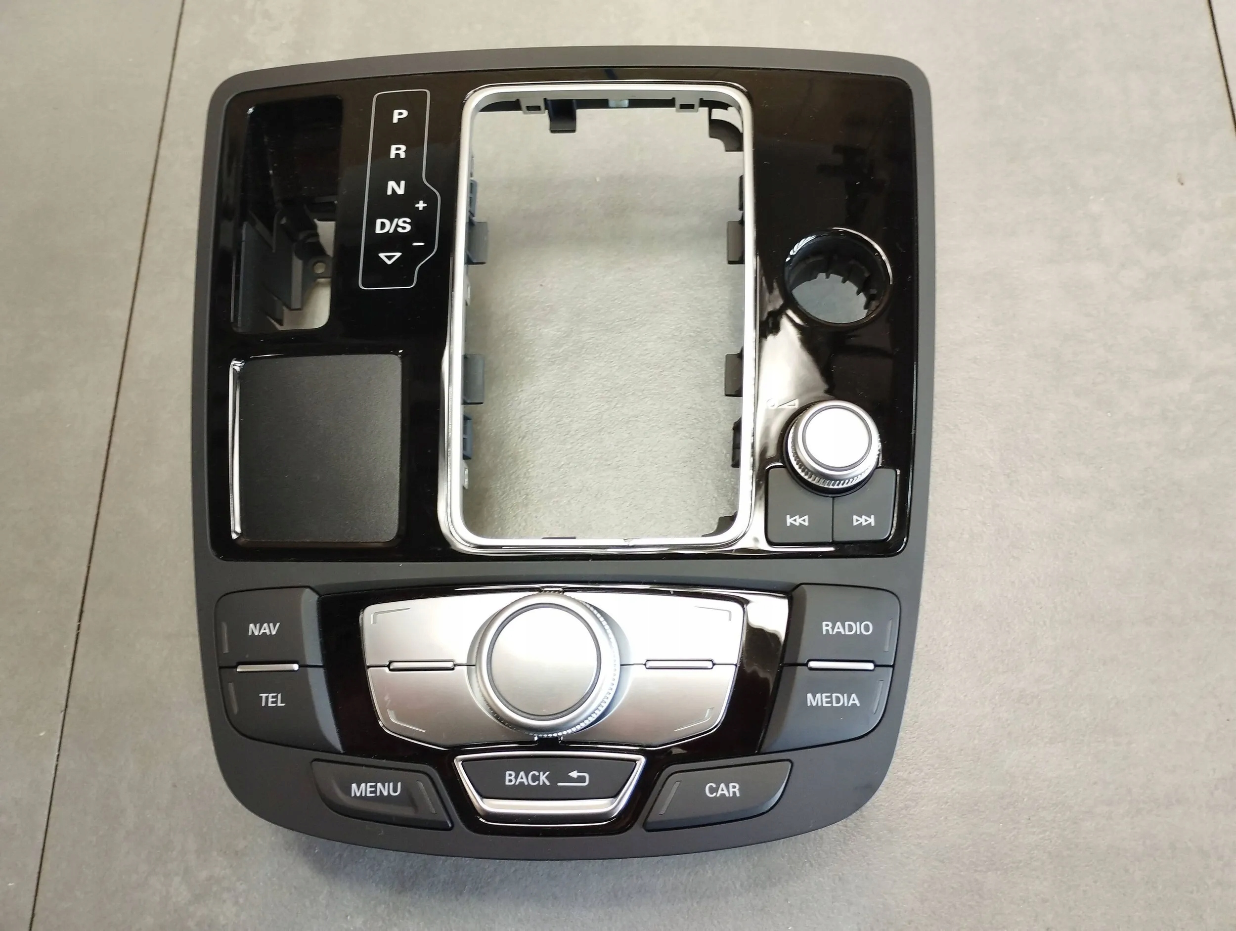 AUDI A6 C7 PANEL MMI 4G1919610G
