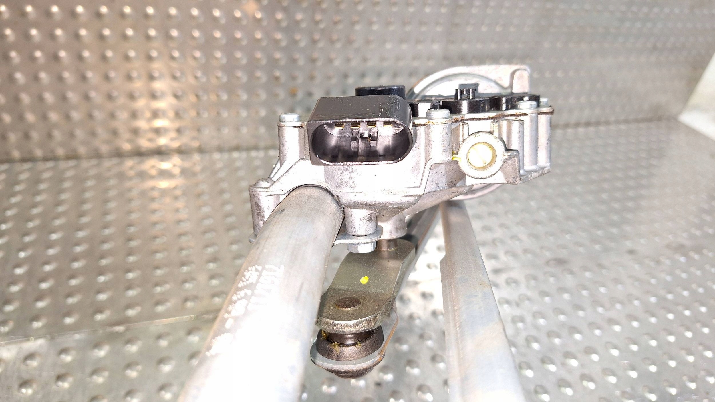 Gestänge Motor Wischer vorne 6978263 BMW 3 E90 E91 E92 E93 EUROPA