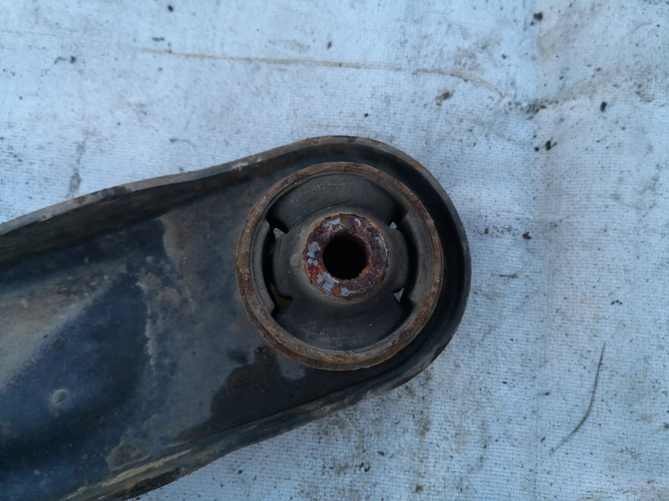 arm left front HYUNDAI I20 54500-1J700