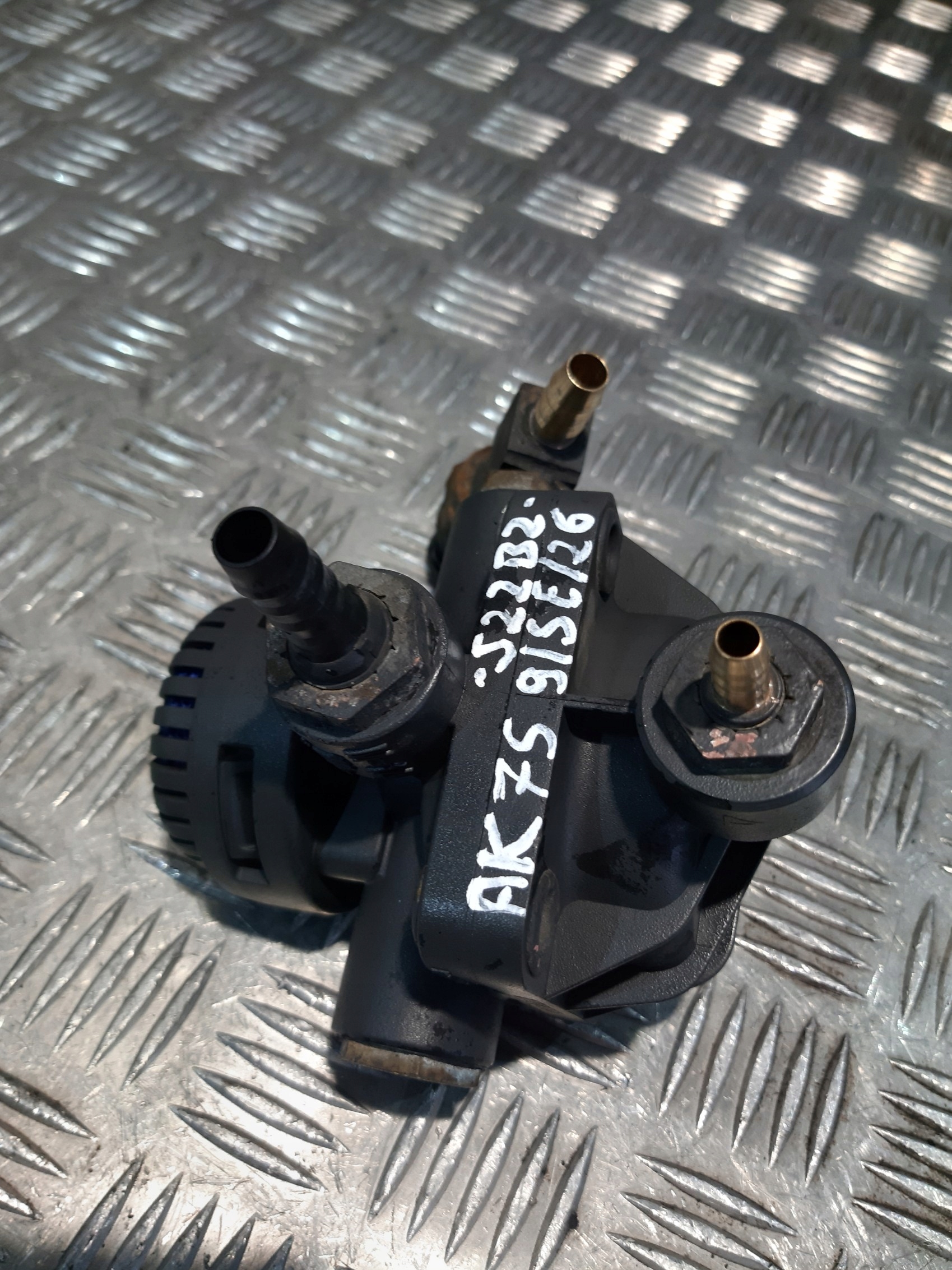 MERCEDES ACTROS MP4 Sensor PRZEKAZNIKOWY WABCO A0044296344 9730060030