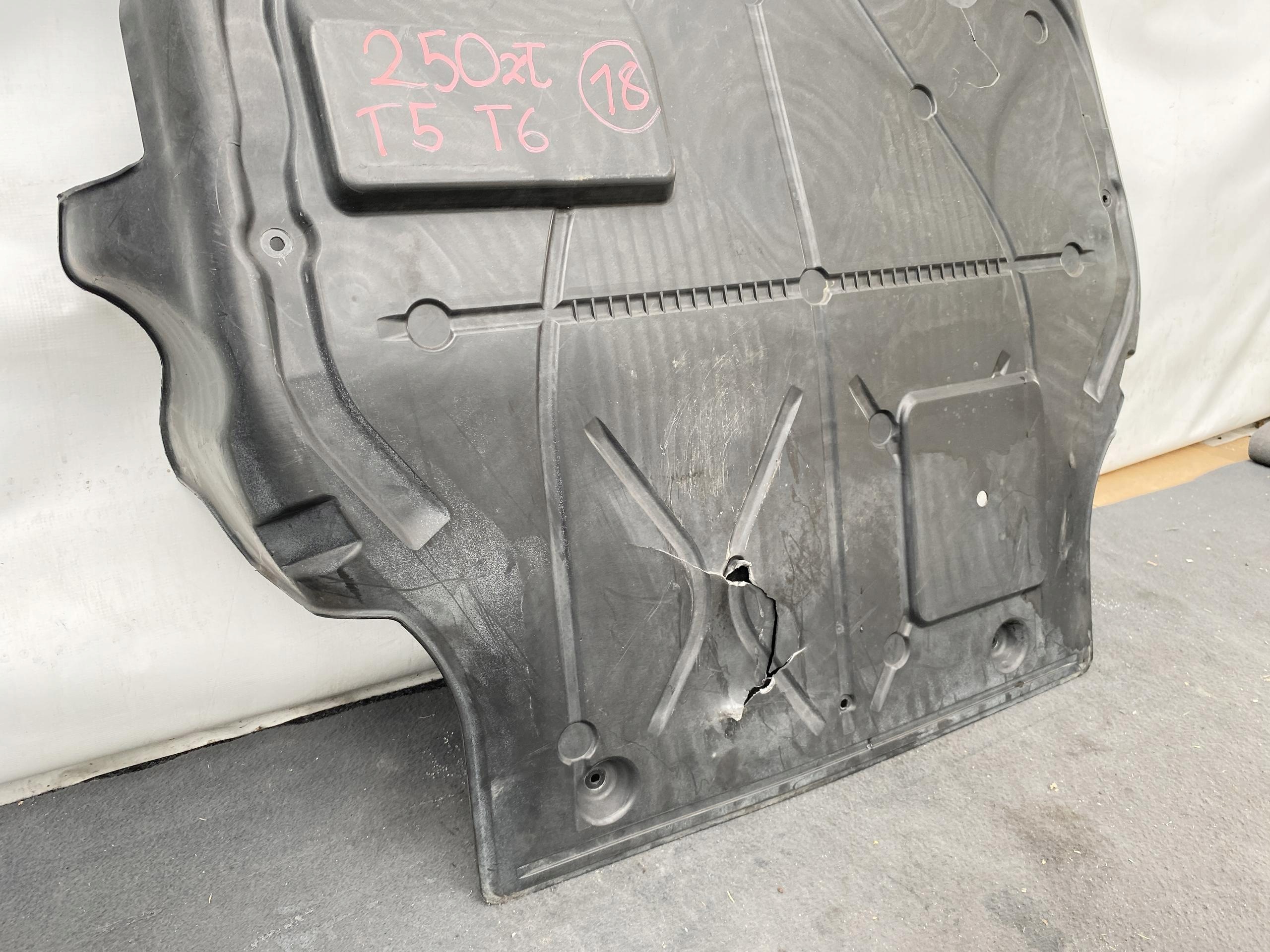VW TRANSPORTER MULTIVAN T5 T6 10- cover lower below engine PODWOZIE original