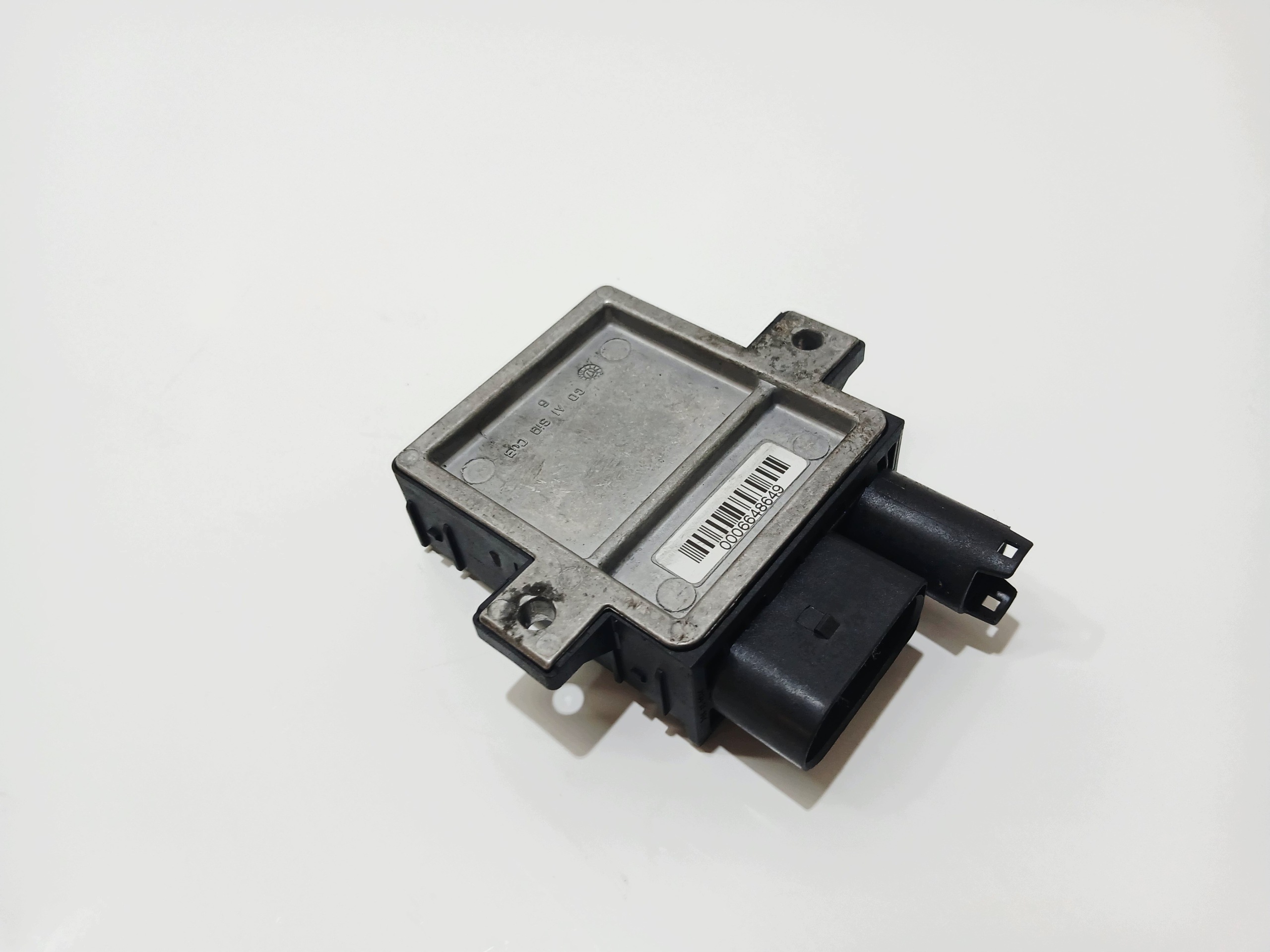 relay plugs glow BMW E60 E61 LCI 306D3 3.0D E2110022360 (0000501)
