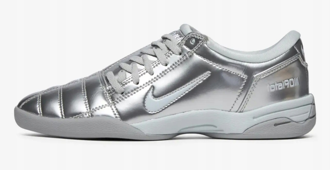 NIKE BUTY SPORTOWE TOTAL 90 – METALICZNA II9792-011 ROZMIAR 41