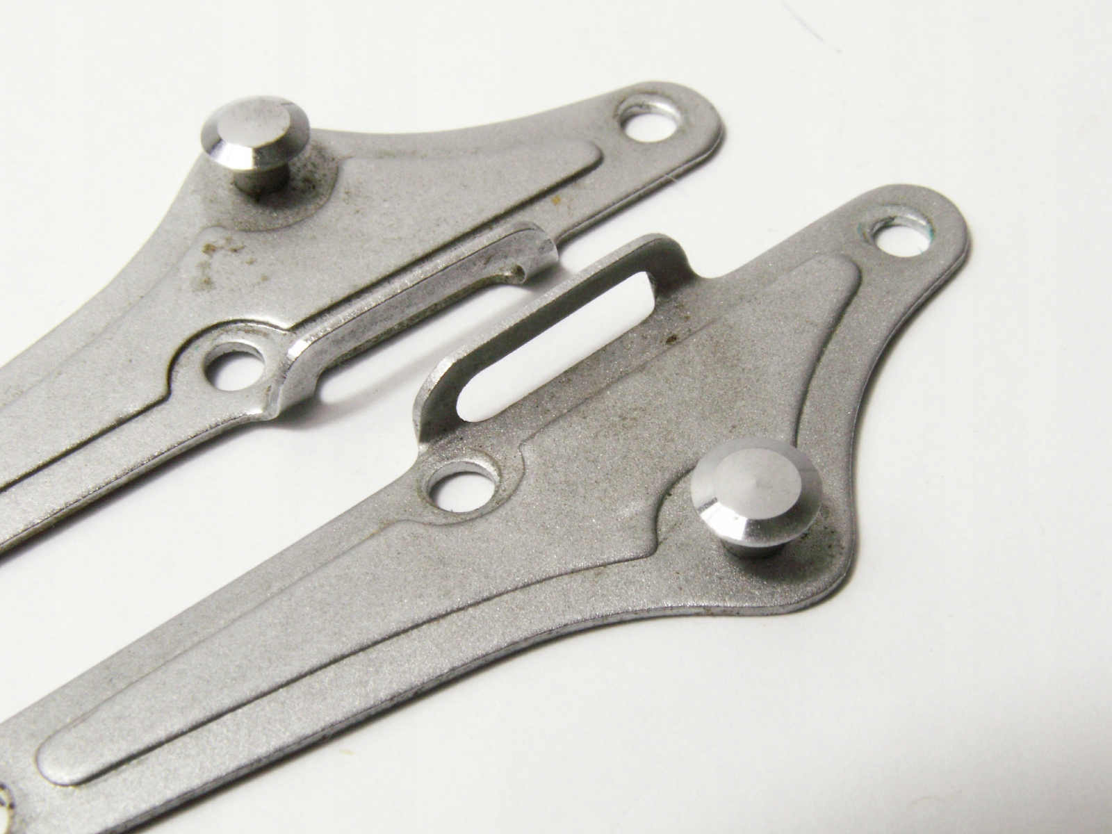 YASHICA: uchwyty / zaczepy do paska super do DIY Model TLR