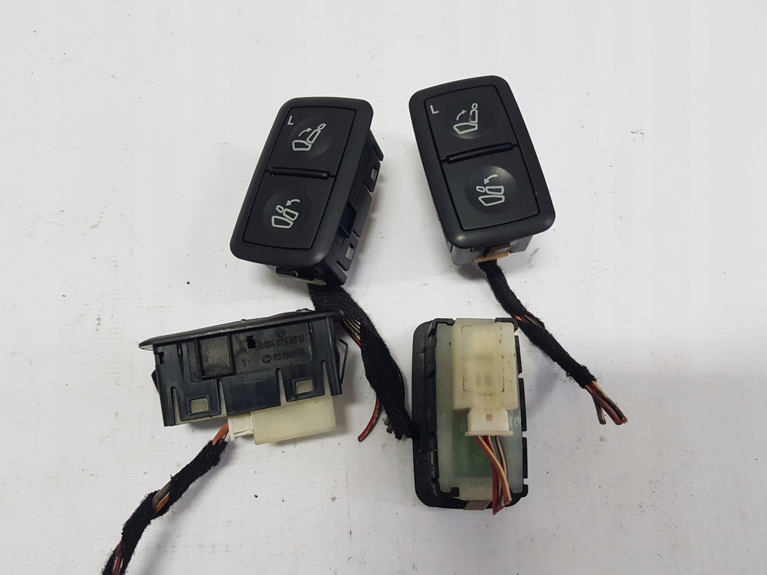 button KANAPY seat A1648706810 MERCEDES GL X164