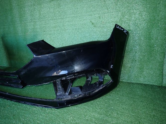 SEAT LEON IV nárazník přední předek