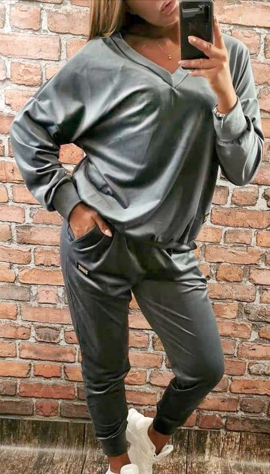 WELUROWY MIĘCIUTKI DRES dekolt V-neck r46 Marka inna