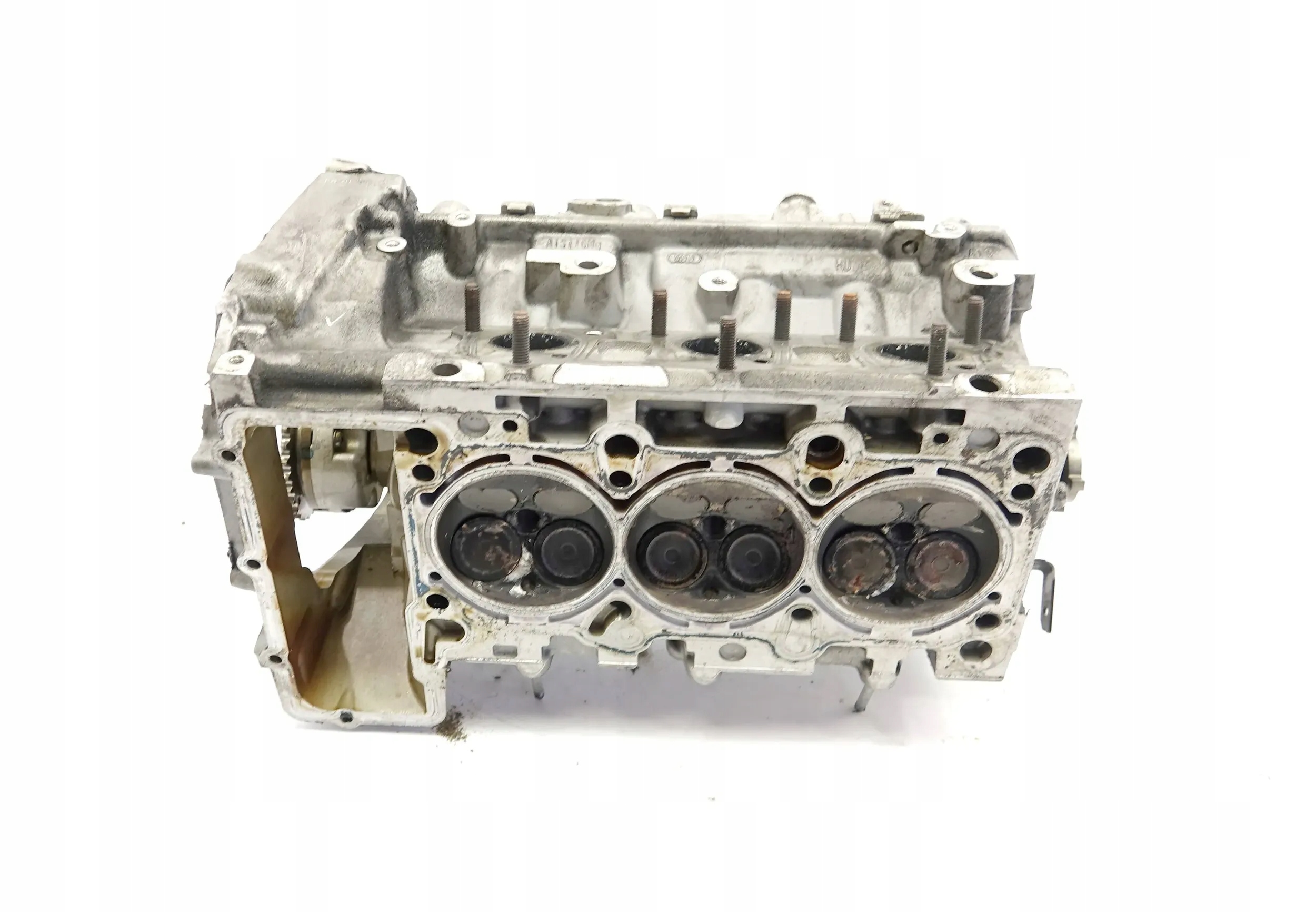 head. of the engine right AUDI A4 B8 3.0 06E103404M