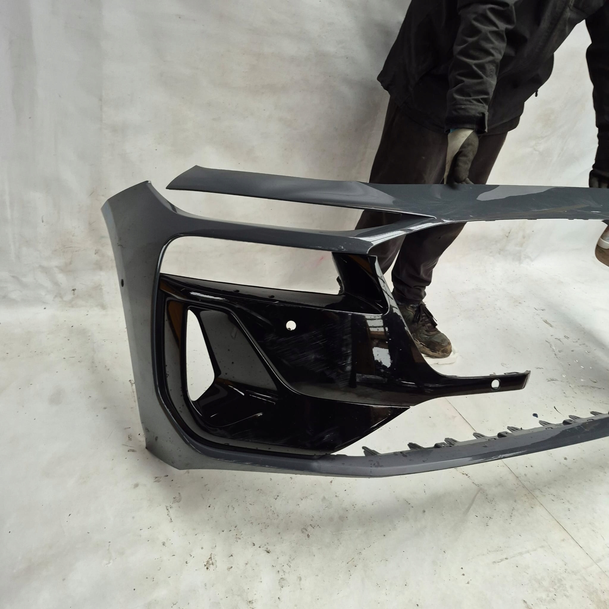 AUDI A6 C9 E-TRON S-LINE 85E 25- bumper front front PDC 85E807768B