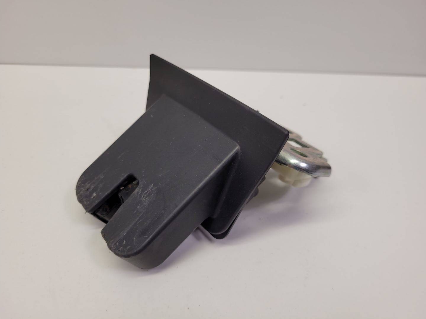 lock bonnet boot Audi A4 B8 facelift 2015