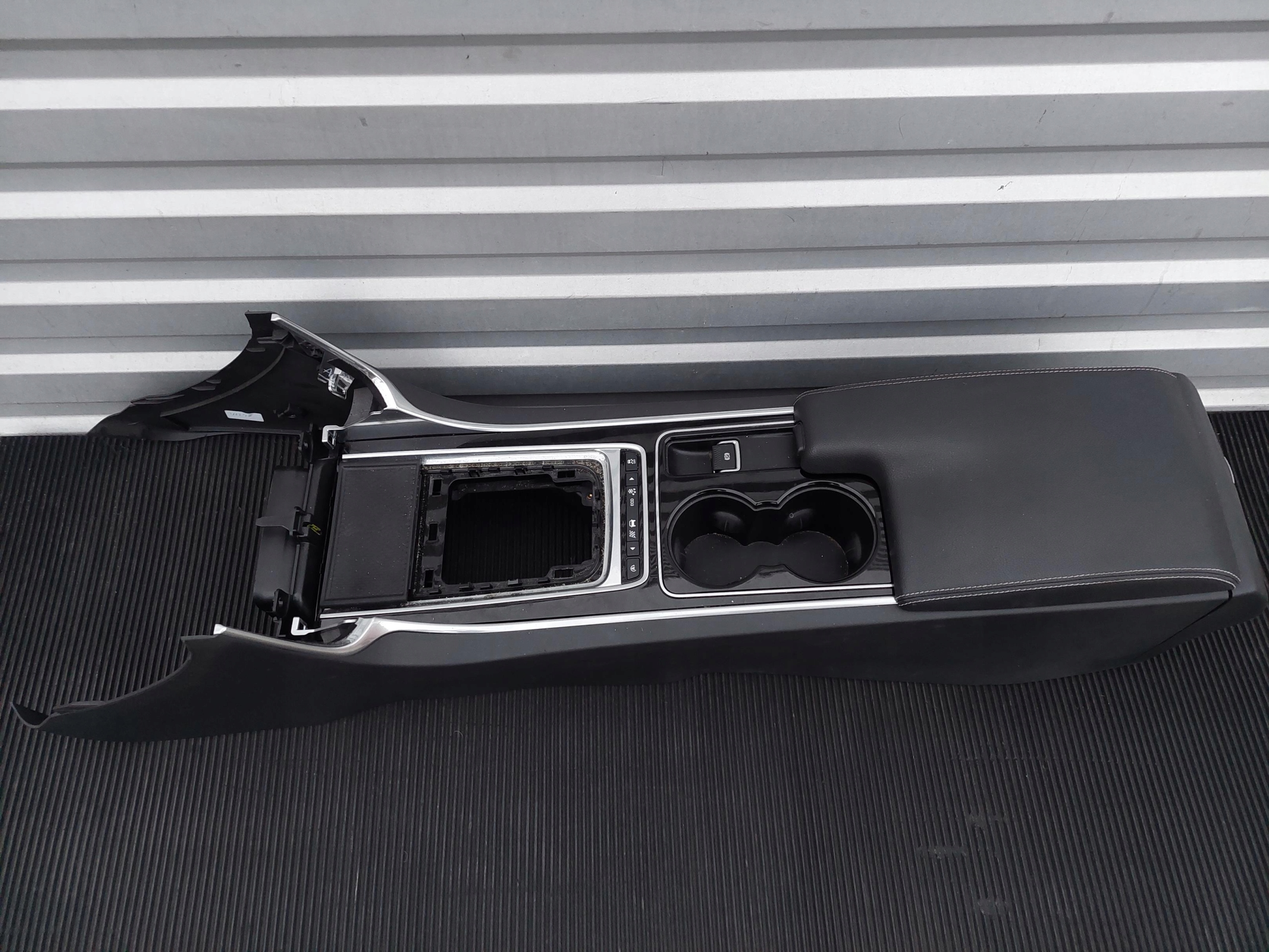 armrest TUNEL central ANGLIK JAGUAR XE X760