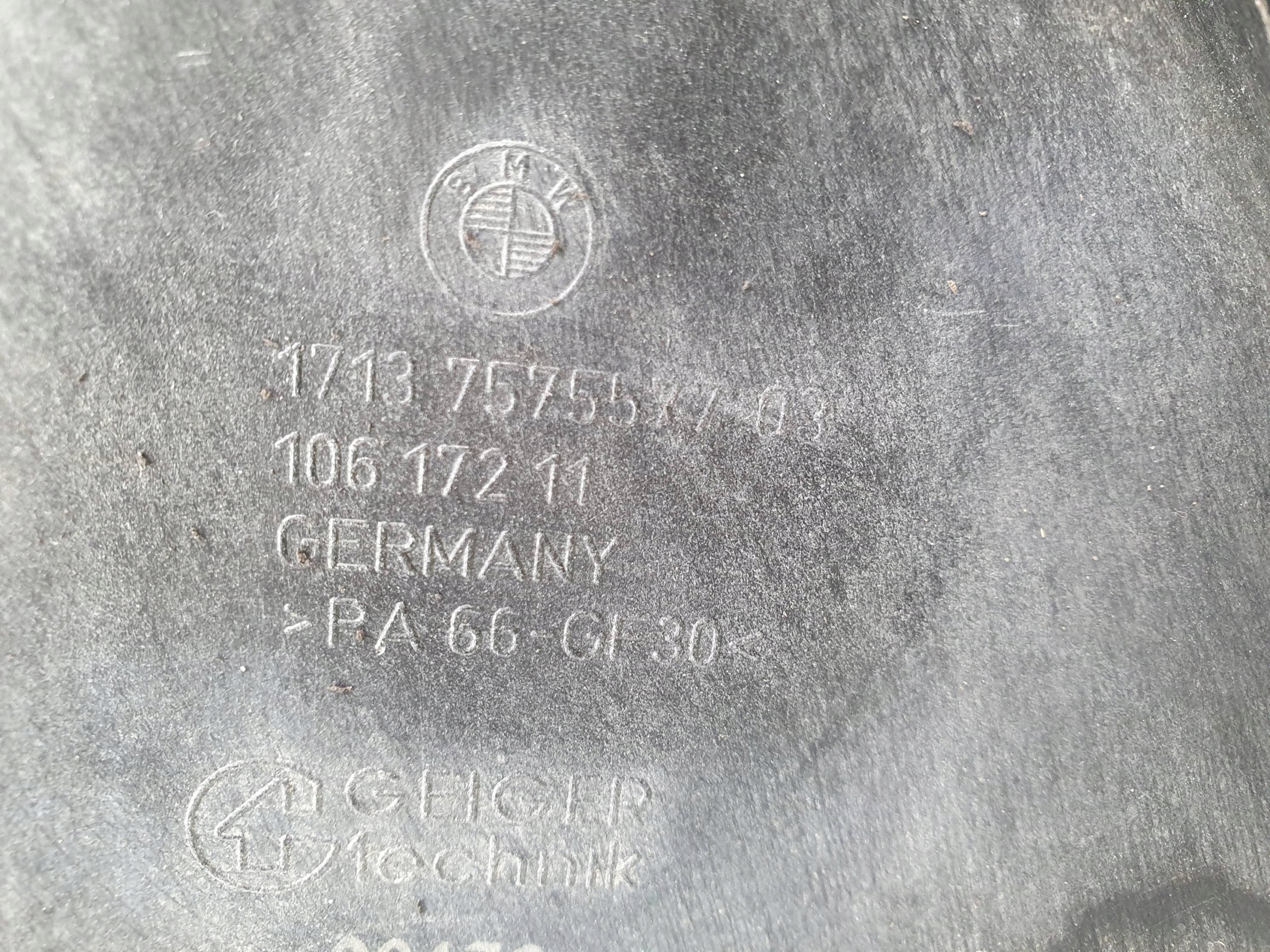 Servobehälter 10617211 BMW 740 2009
