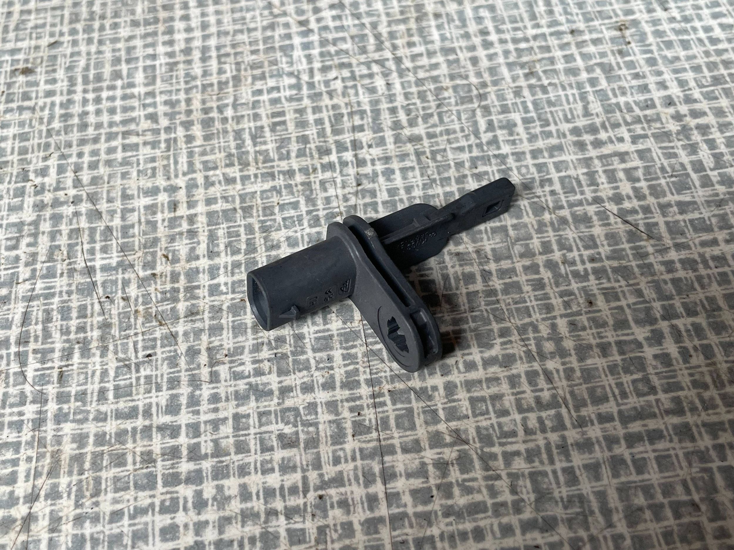 Sensor ABS Peugeot 3008 II 9838571680 Original!! !J