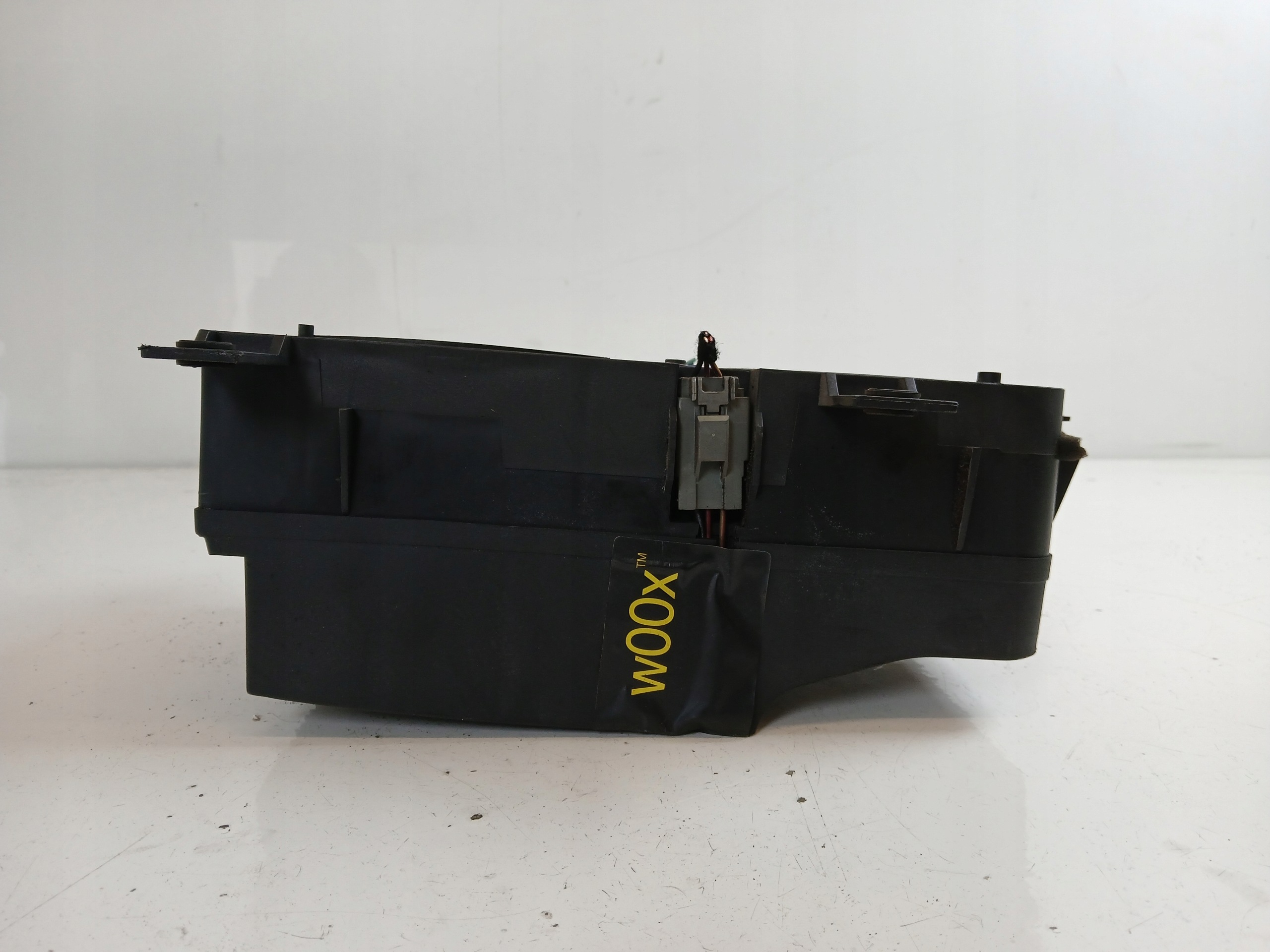 VOLVO V40 S40 and speaker SUBWOOFER 30630166