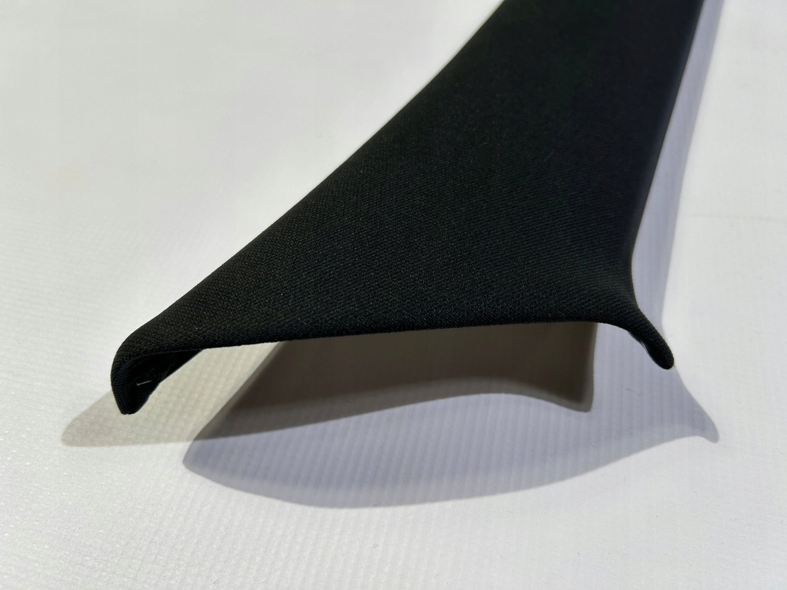 side cover panel slupka A right right Dodge Challenger 2015
