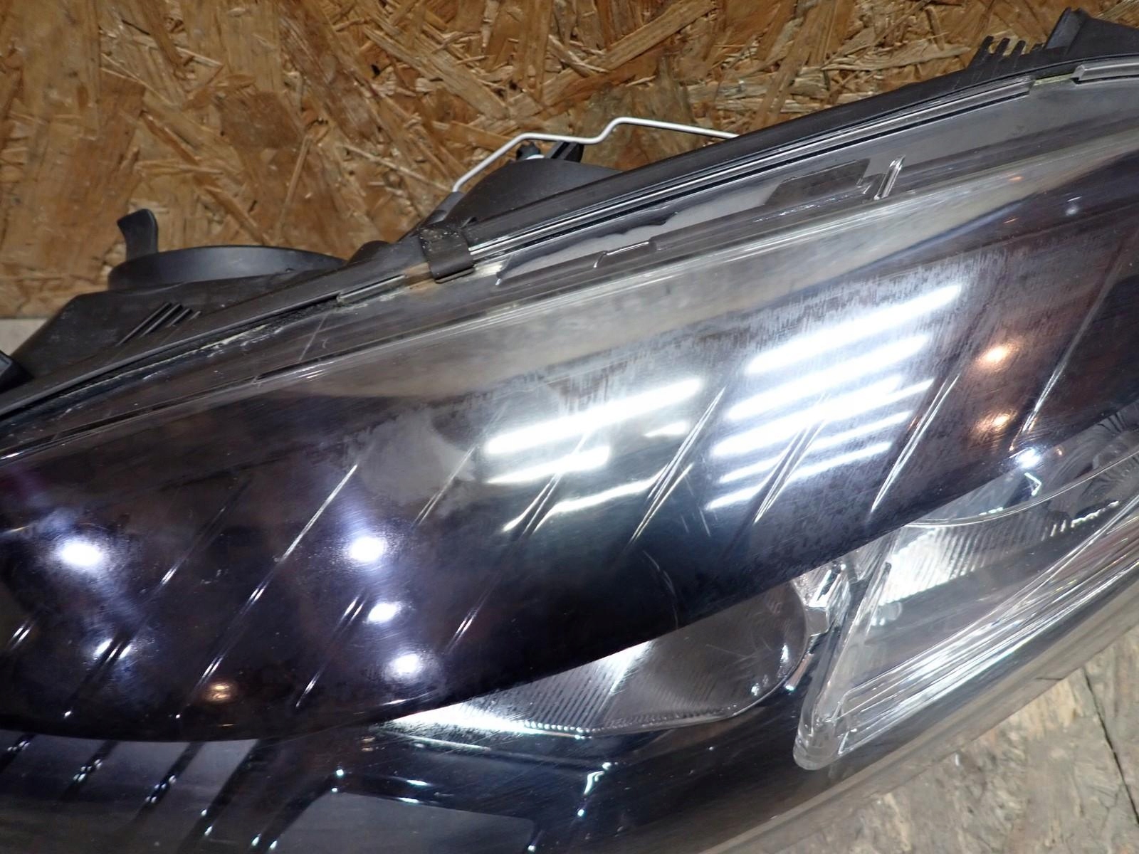 light left REFLEKTOR left RENAULT MEGANE 3 III 2008-2012R 260602446R