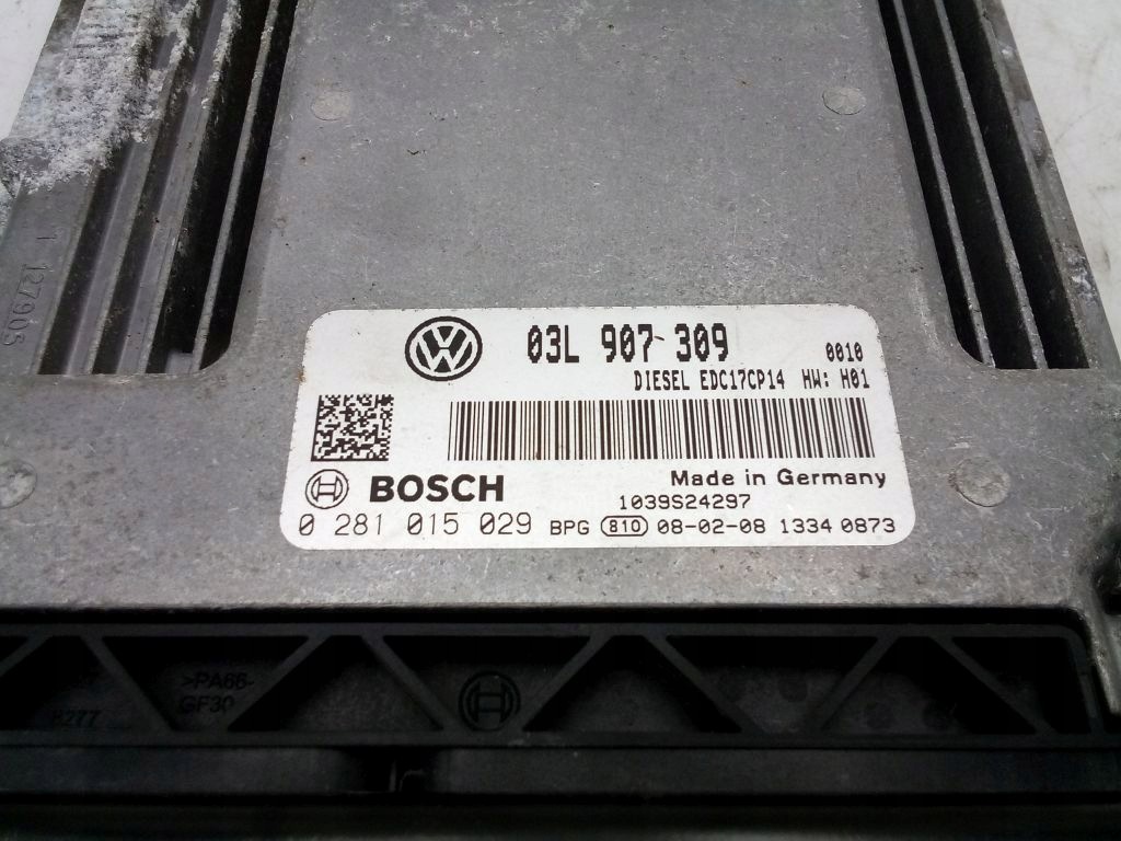 VW Passat B6 computer control unit of the engine ECU 0281015029 + connecting spoiler wtyczki