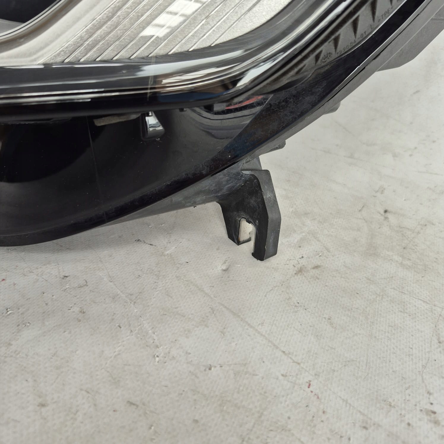 AUDI A6 C7 4G0 LIFT 14- light left front front XENON 4G0941005F