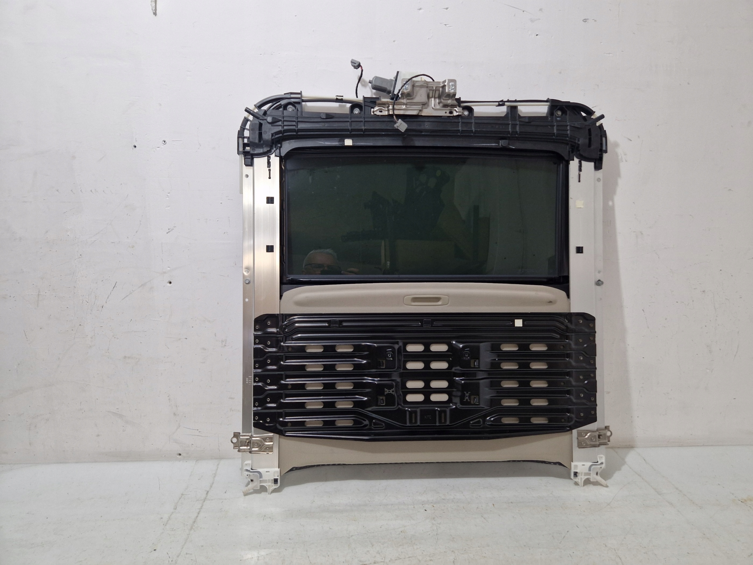 CADILLAC ESCALADE IV ESV 2014 - schiebedach original GM 23233610