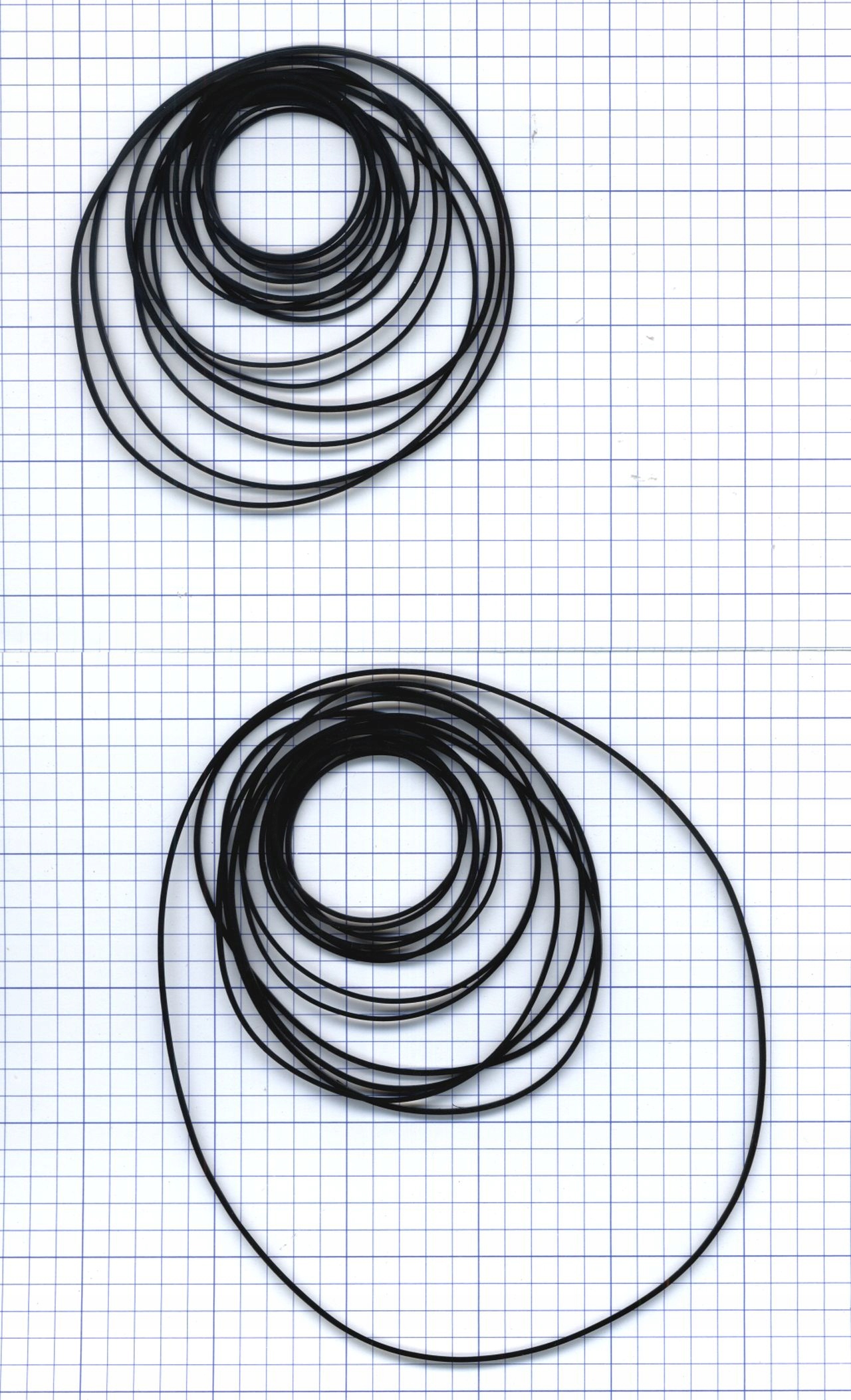 ZESTAW PASKÓW NAPĘDOWYCH 1mmx1mm 25-30 SZTUK Kod producenta PASKI NAPĘDOWE DO MAGNETOFONU 25-30 szt
